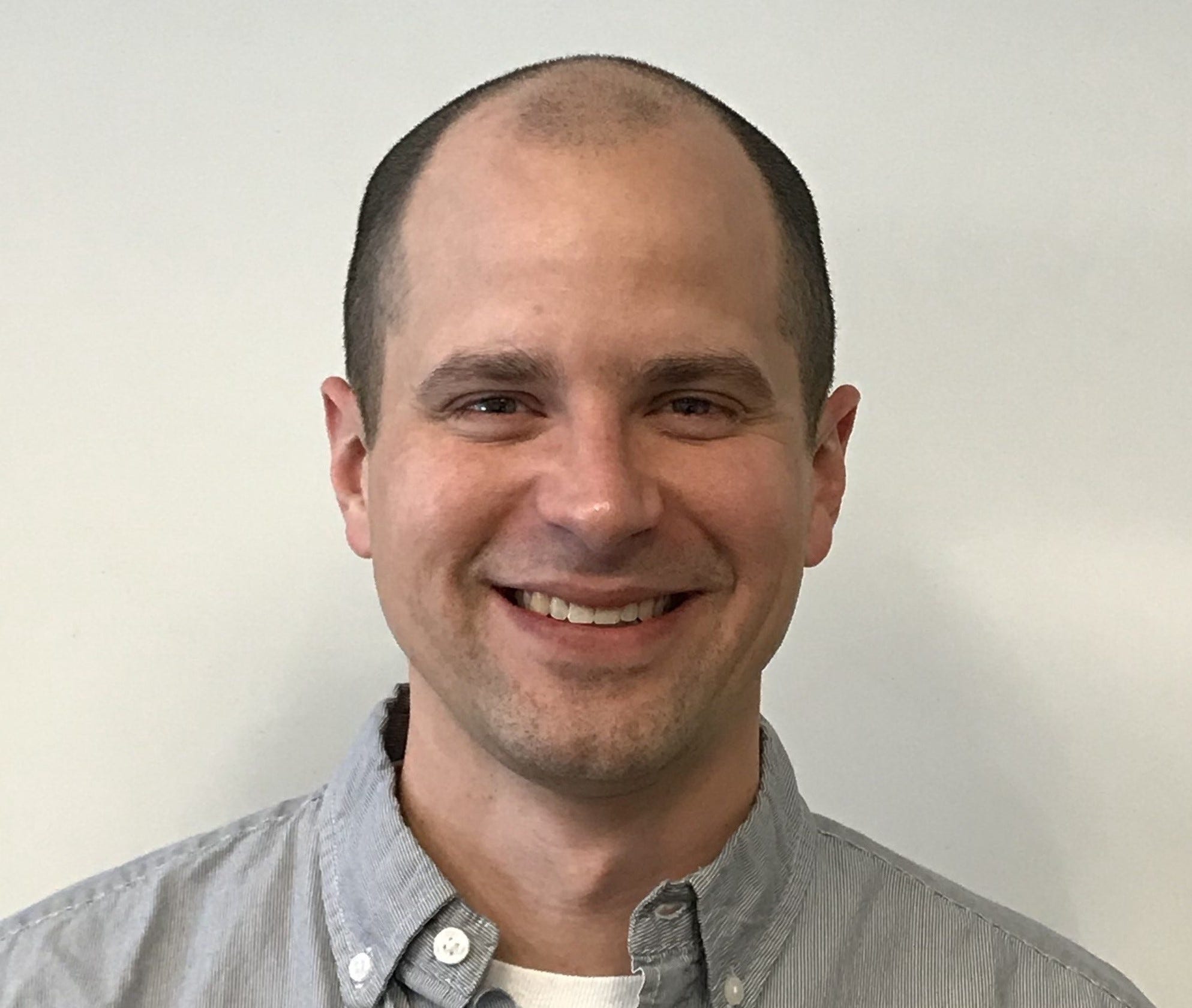 Matt Perry Designer Matt Perry – Medium