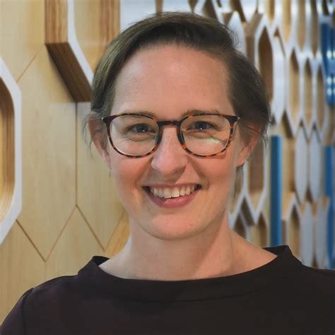 Katie Thomas – Medium