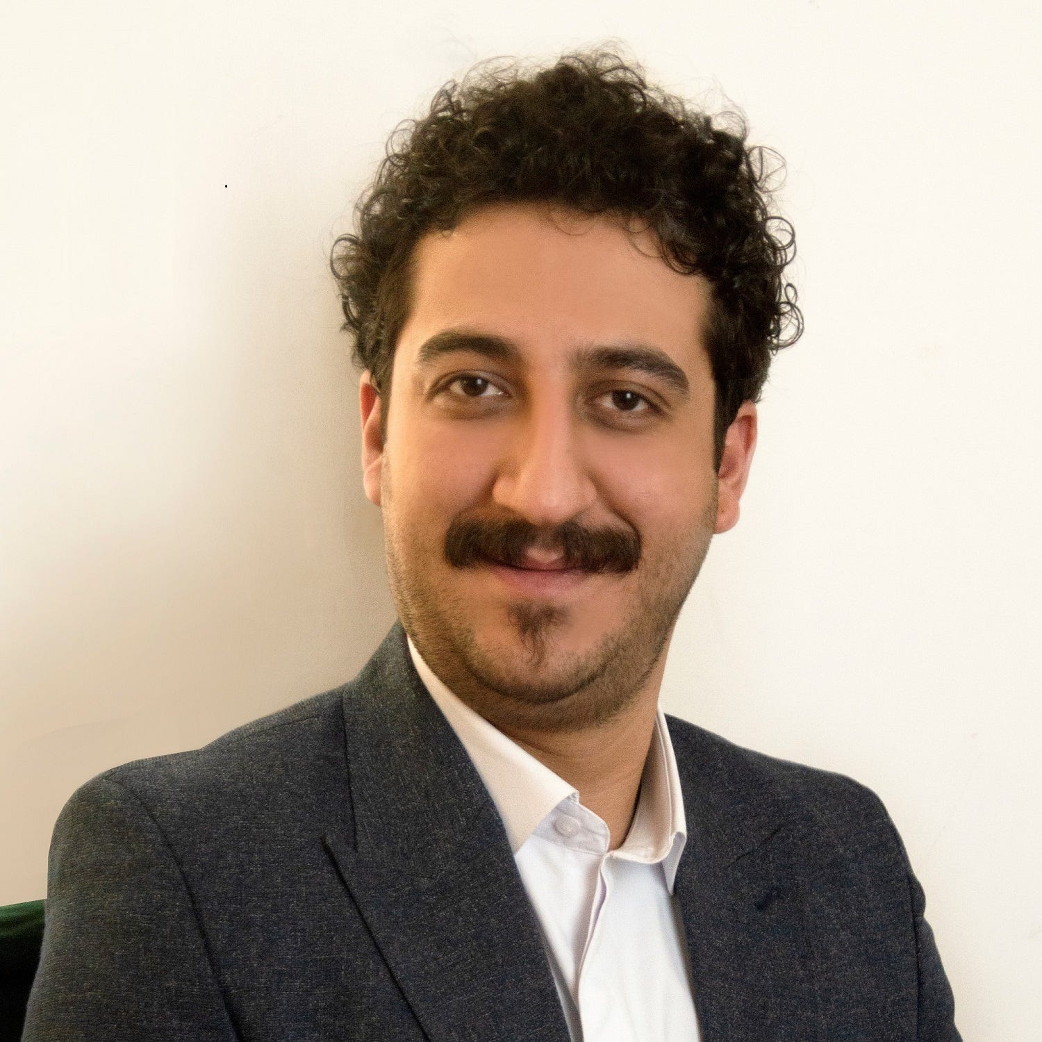 About amir norozi medium