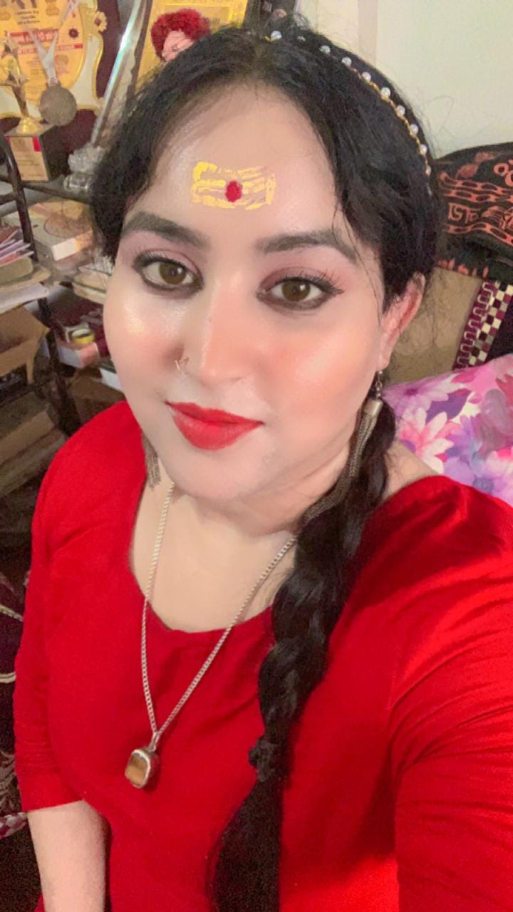 Deepali tiwari psychic clairvoyant fortune teller medium