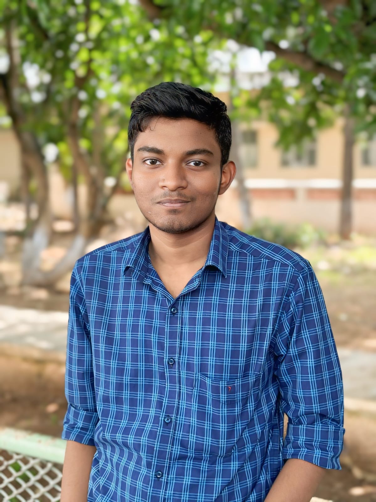 VETTRIVEL Medium Vettrivel medium