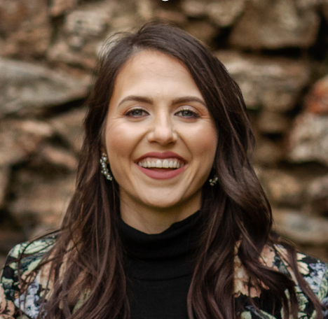 About – Victoria Woods – Medium