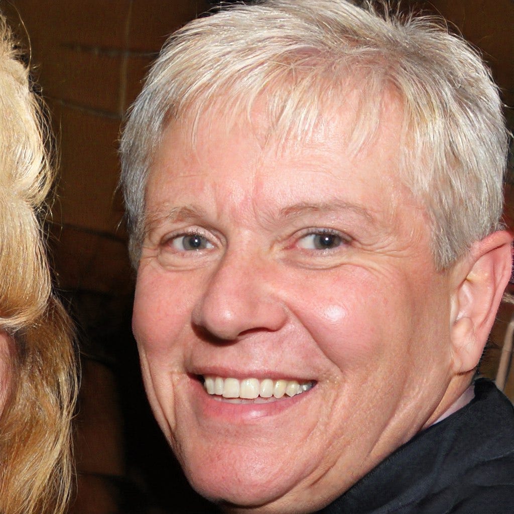 Leroy E McGee Medium