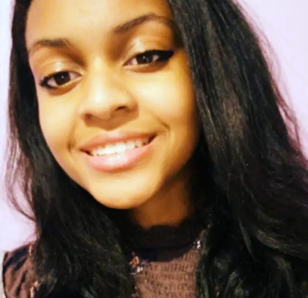 About – Mikayla – Medium