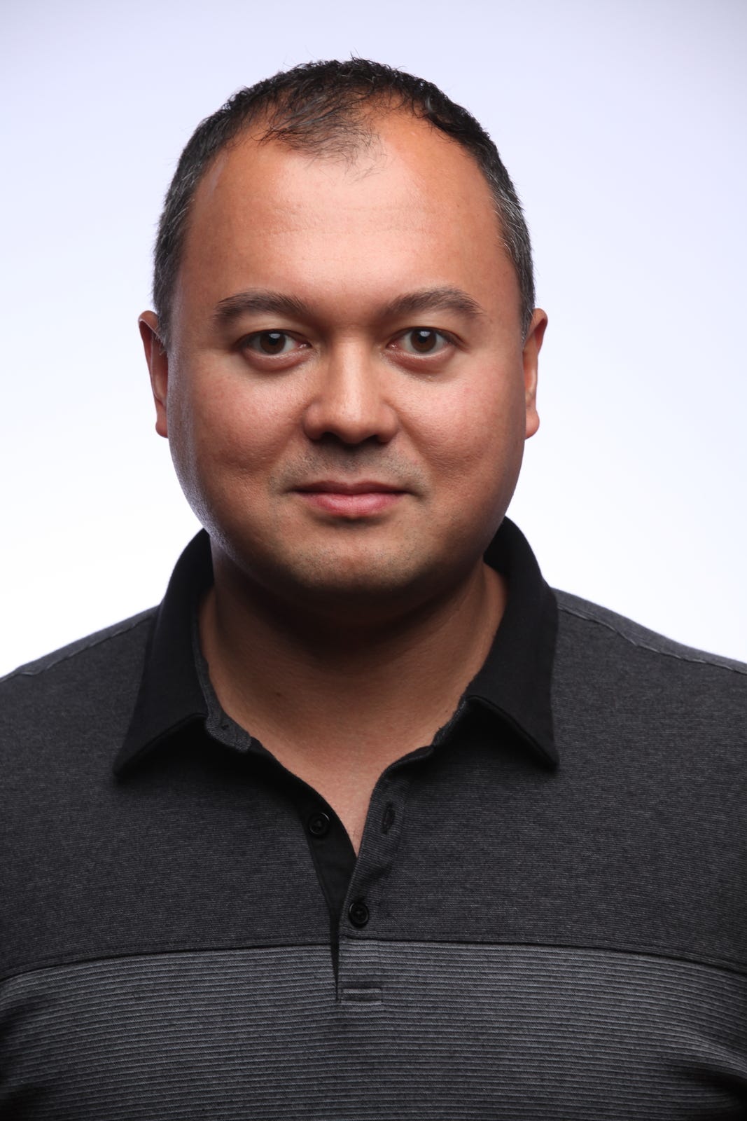 Peter Landis – Medium