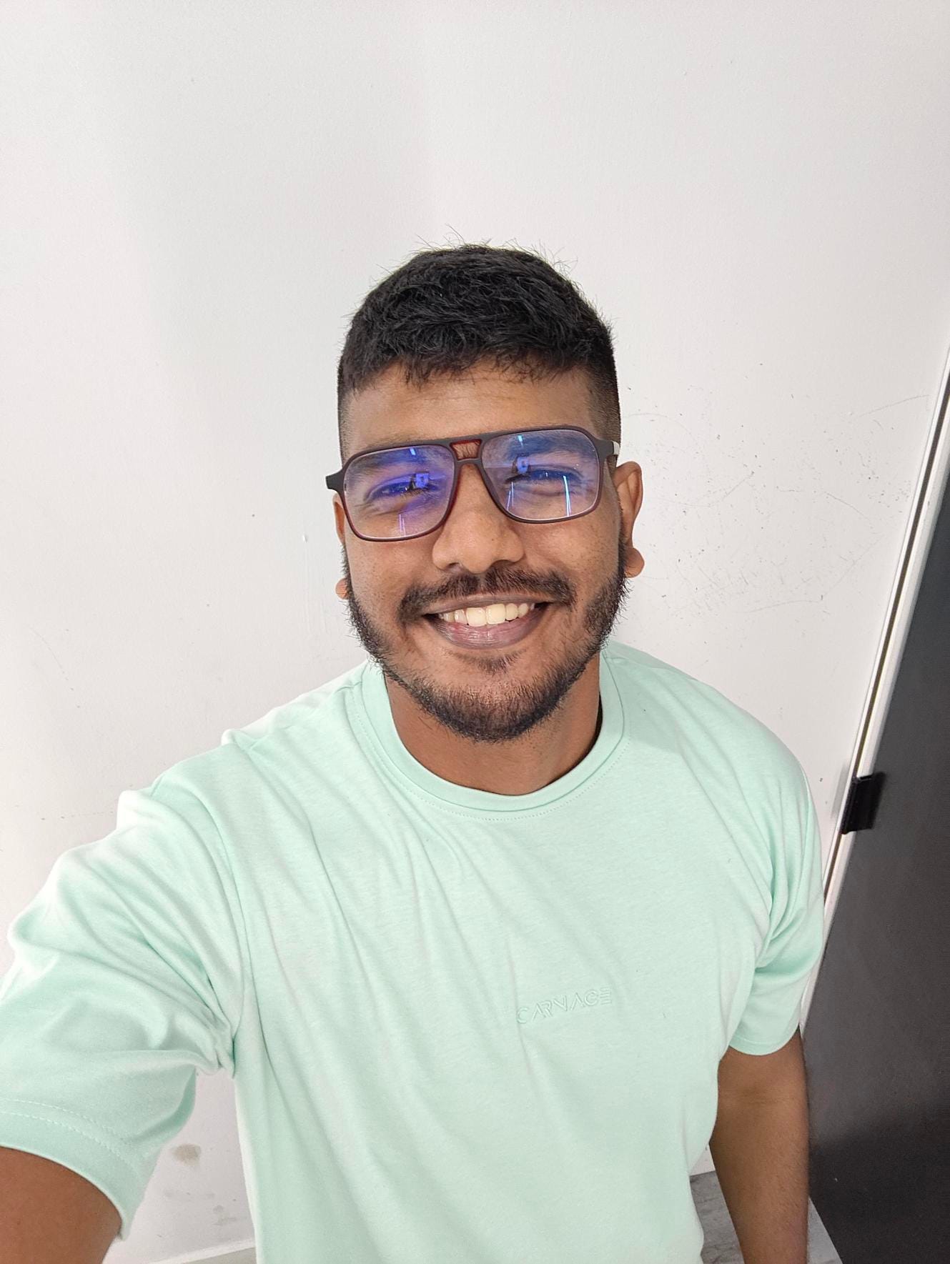 Nisal Ekanayake – Medium