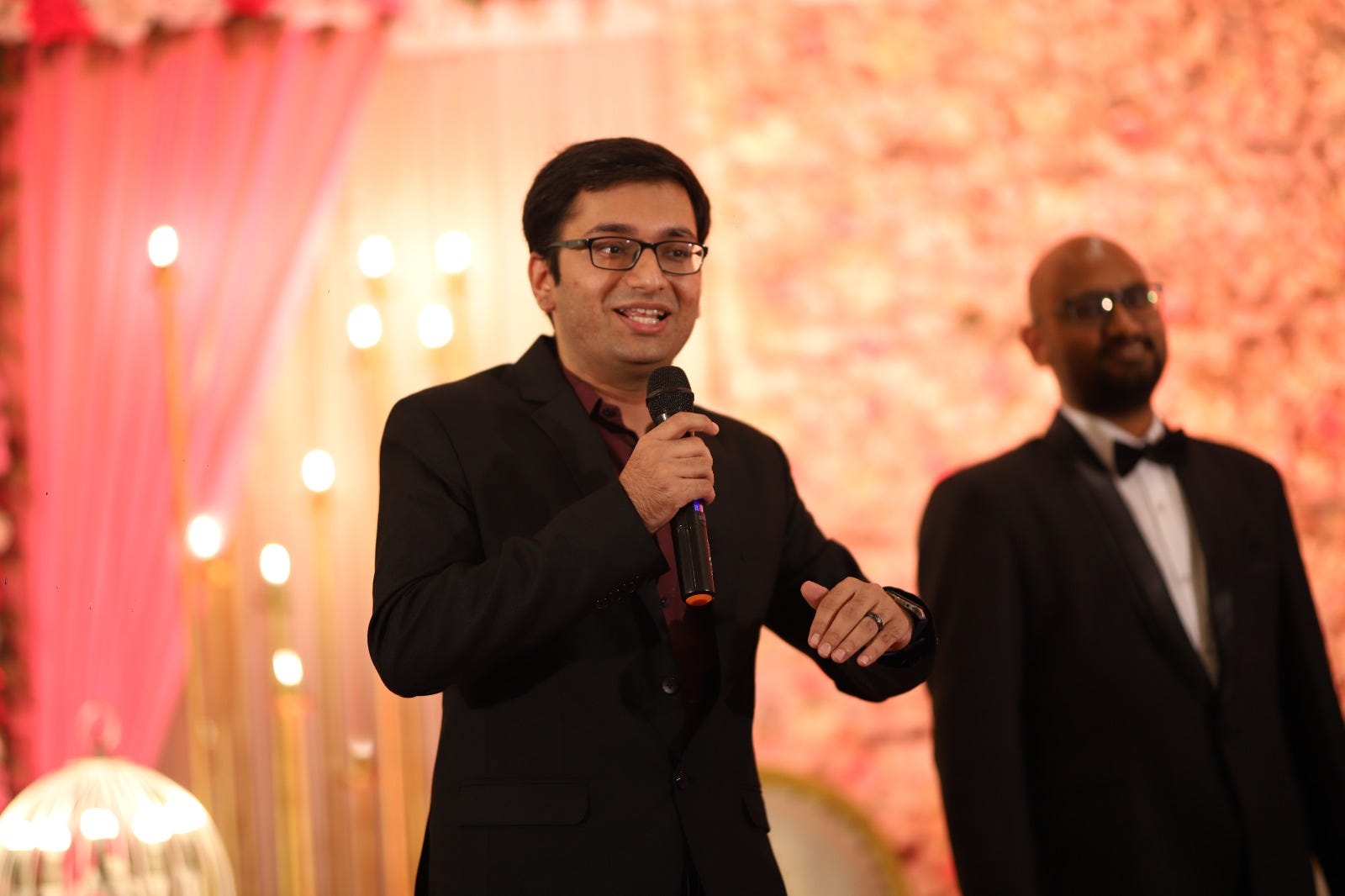 Hitesh Hinduja Medium