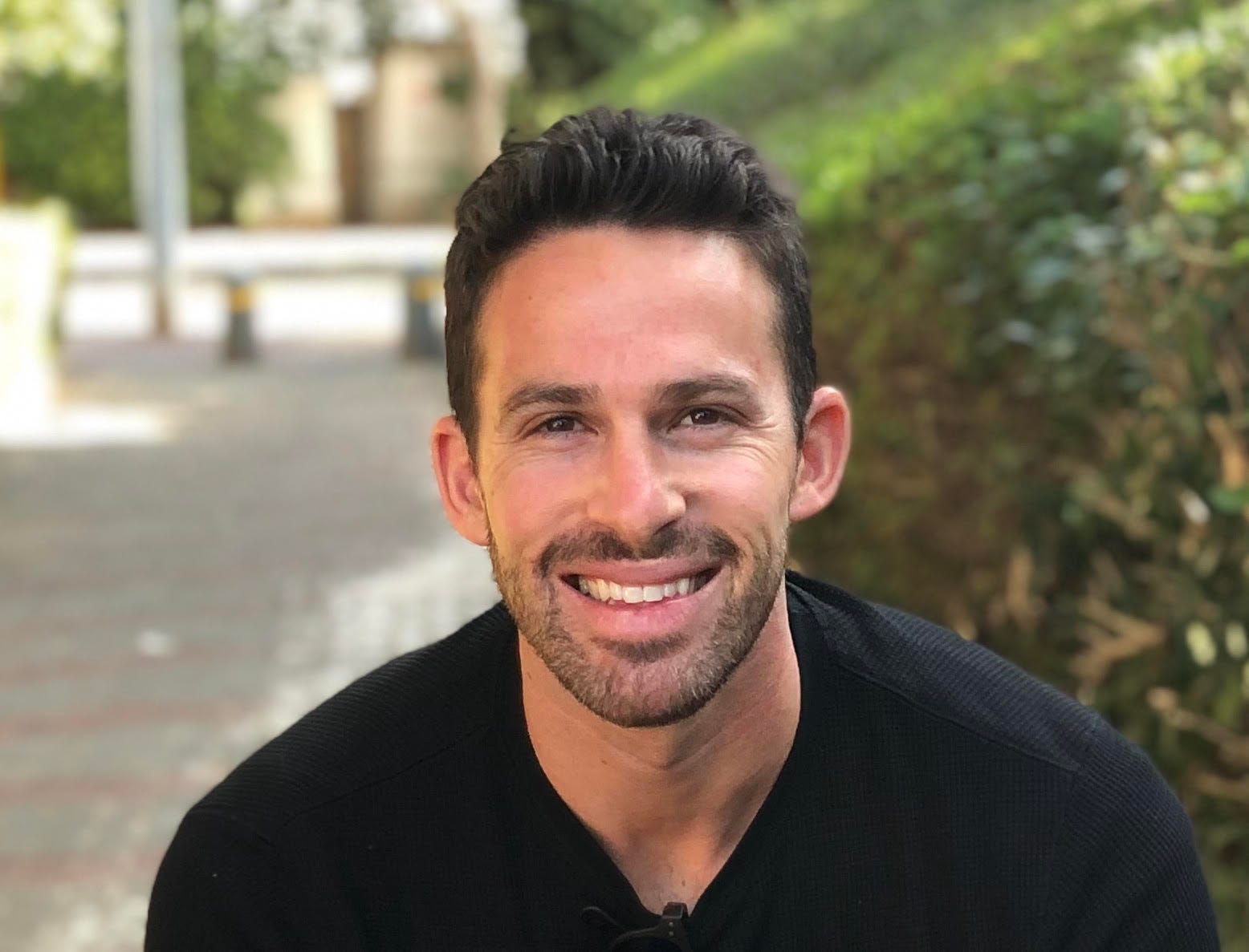 Yoav – Medium