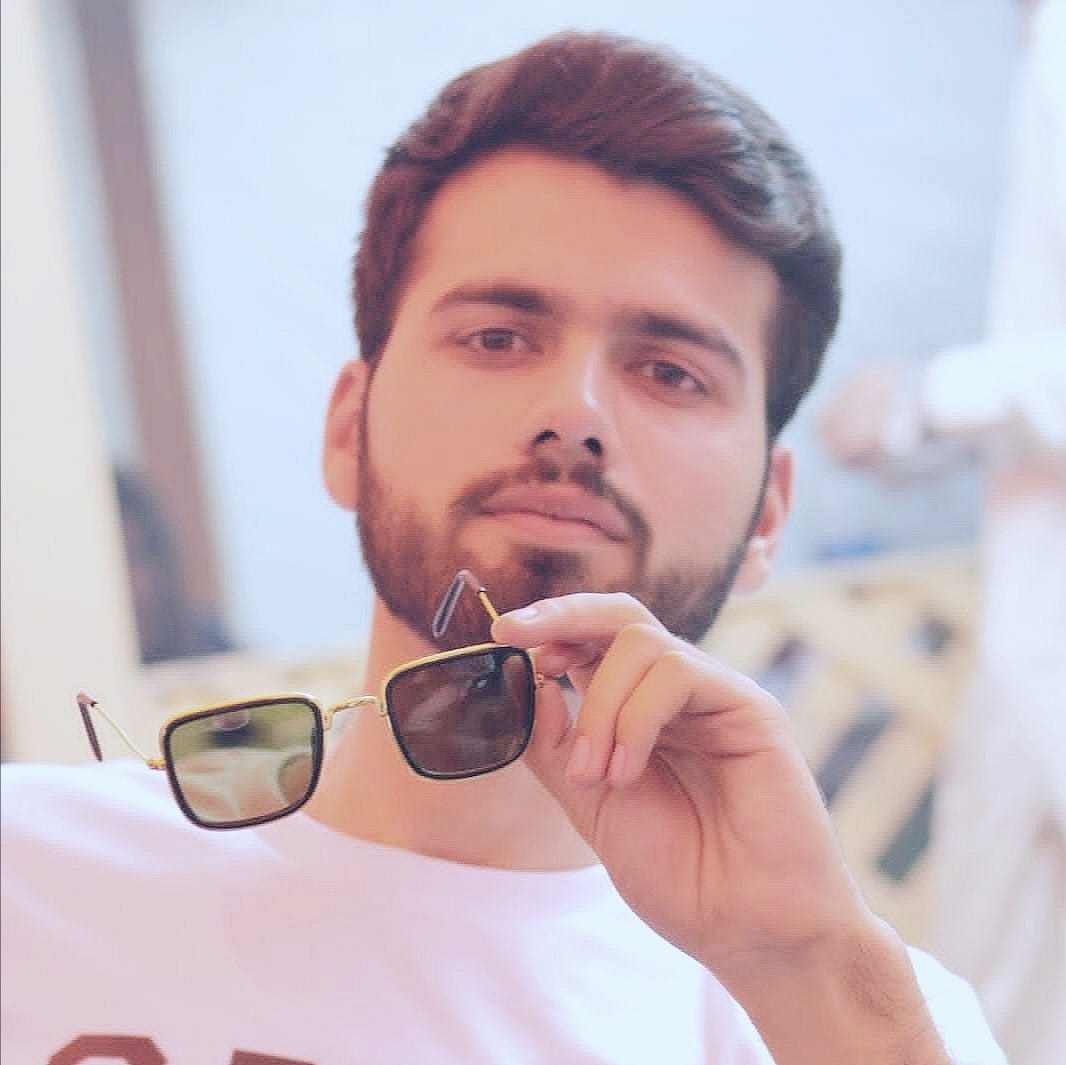 Aqash anjum medium