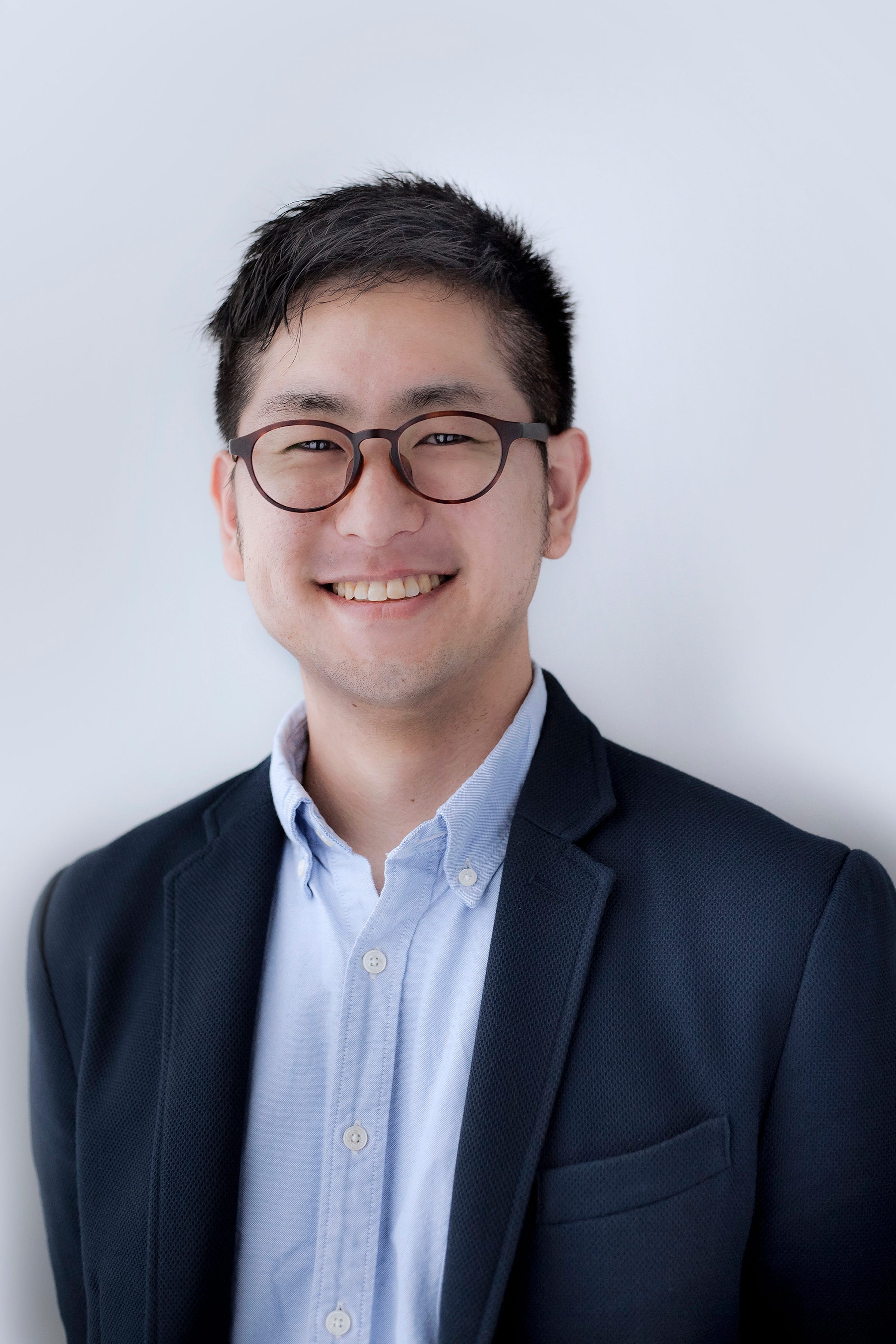 Takuya Suzuki Medium