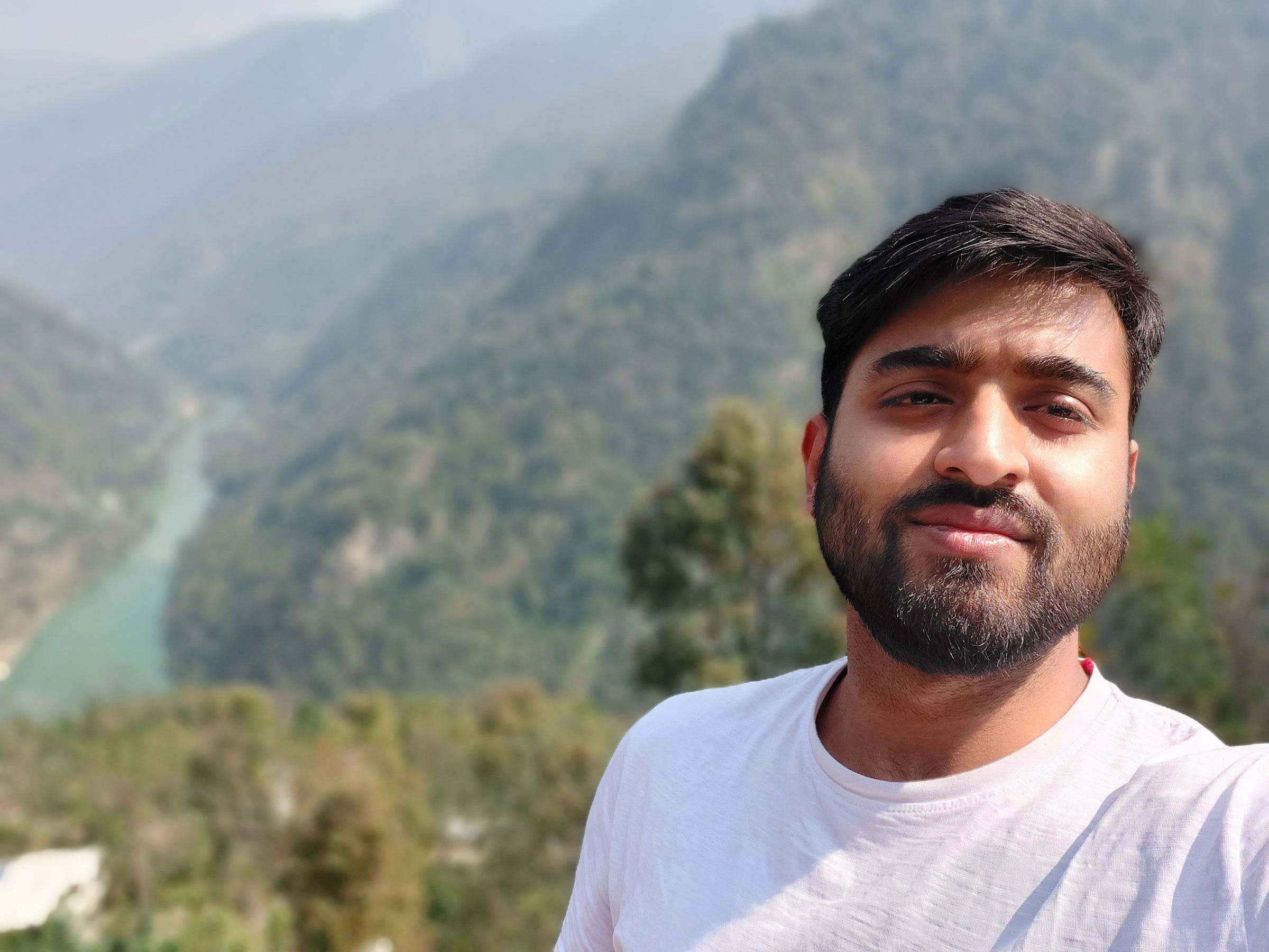 Om – Medium