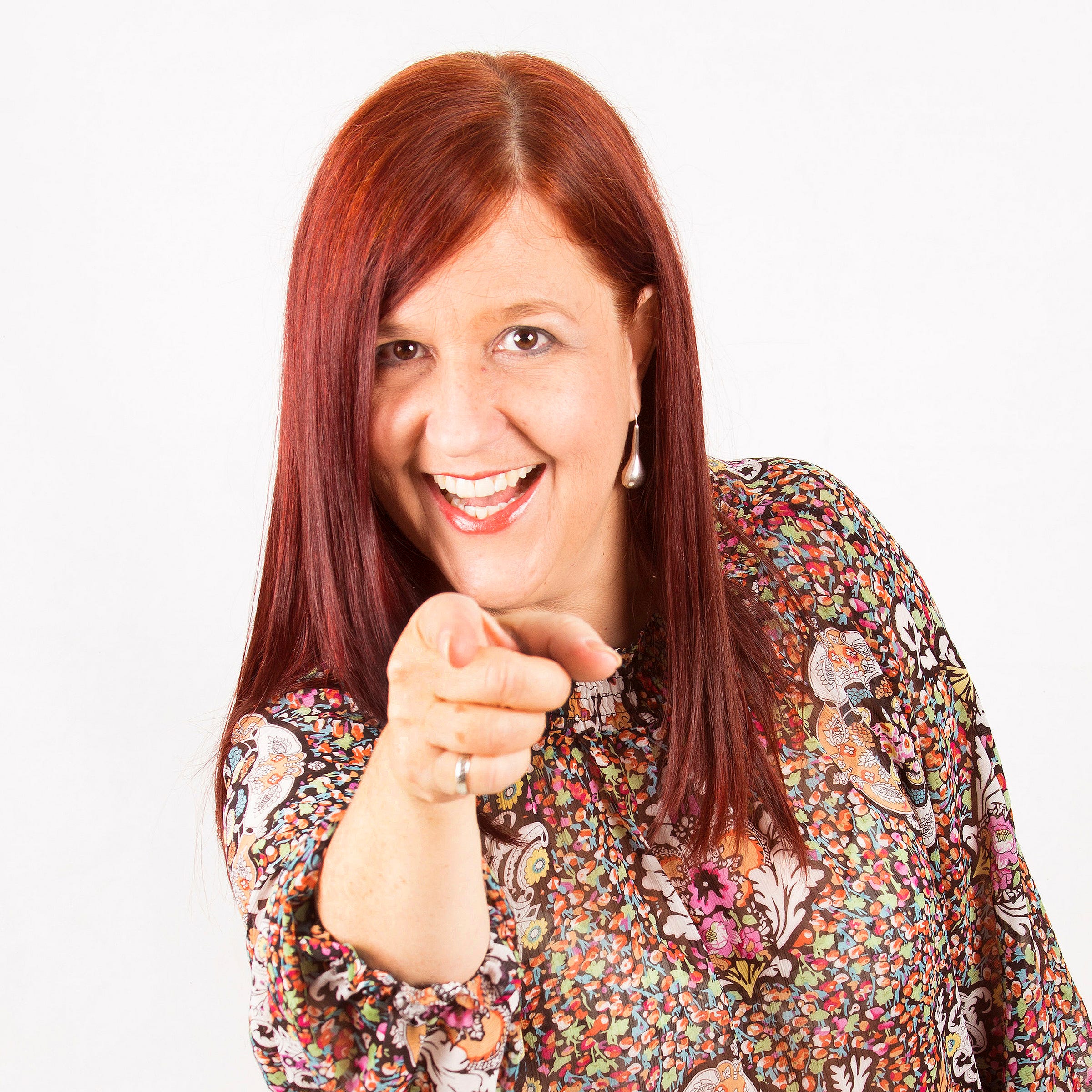 About Ana Luisa Ces Medium about-ana-luisa-ces-medium