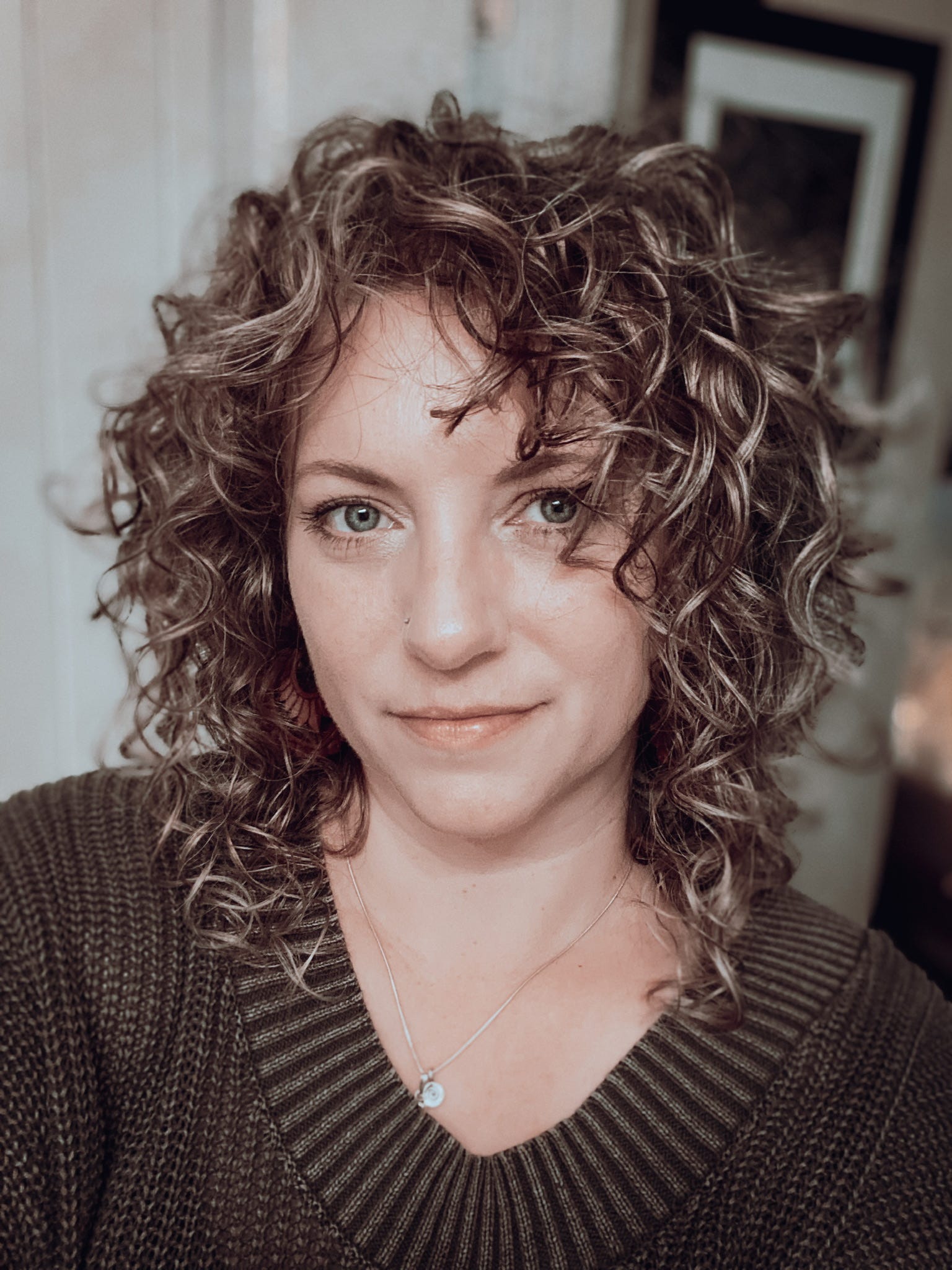 Leslie Fredericks Medium