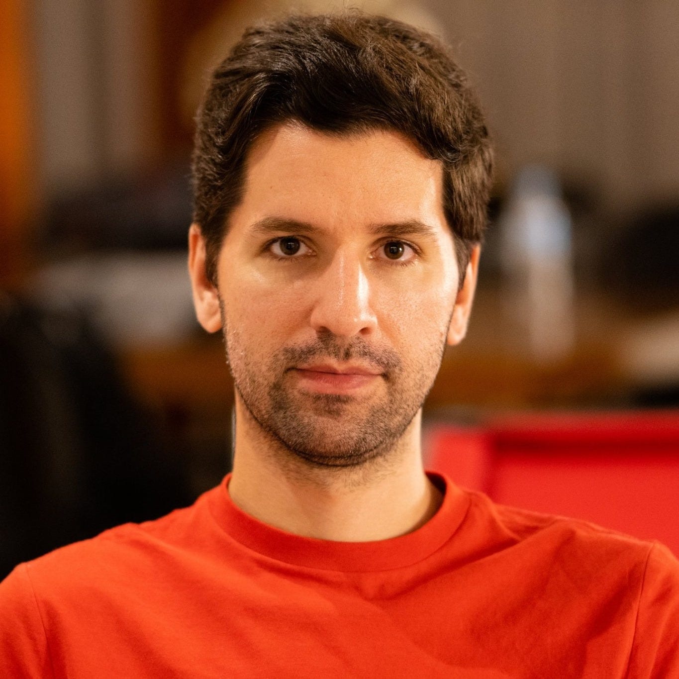 About marcus carvalho medium