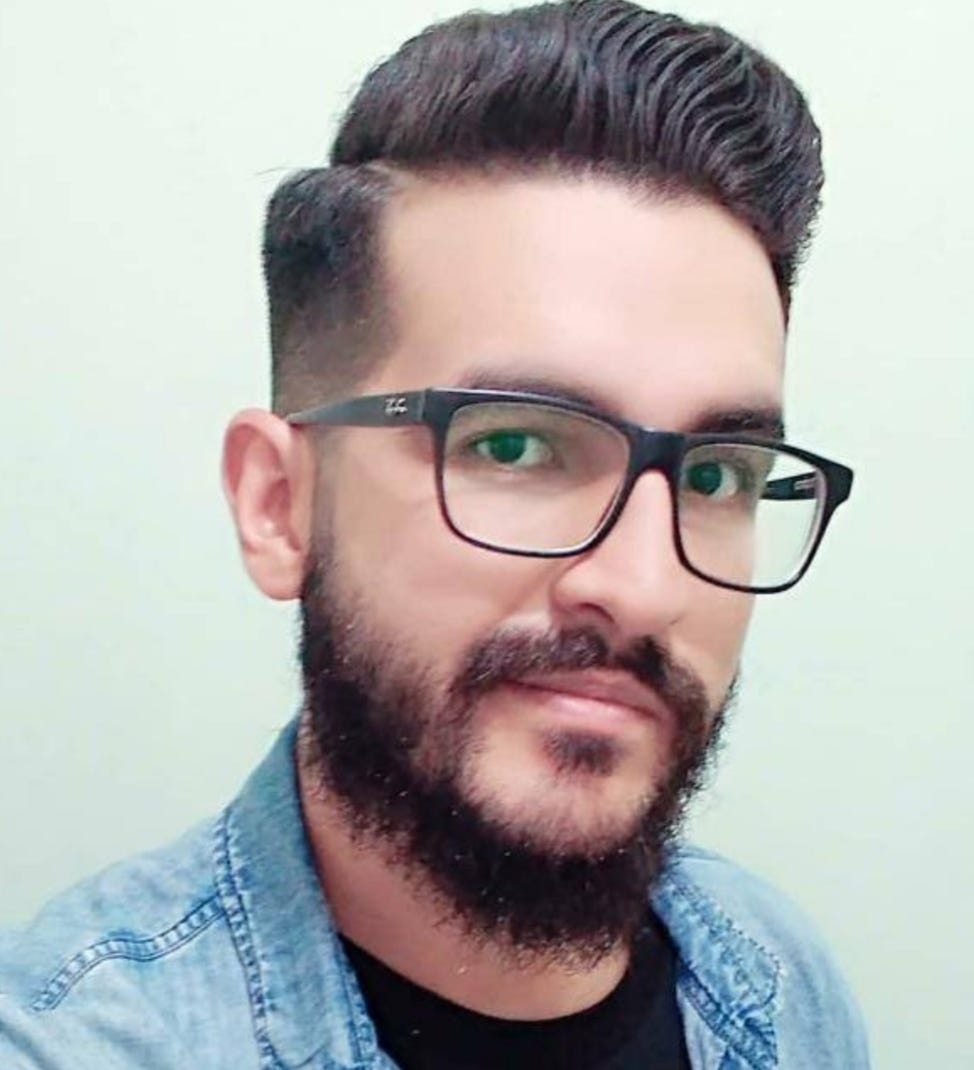 Vinicius Carvalho Medium