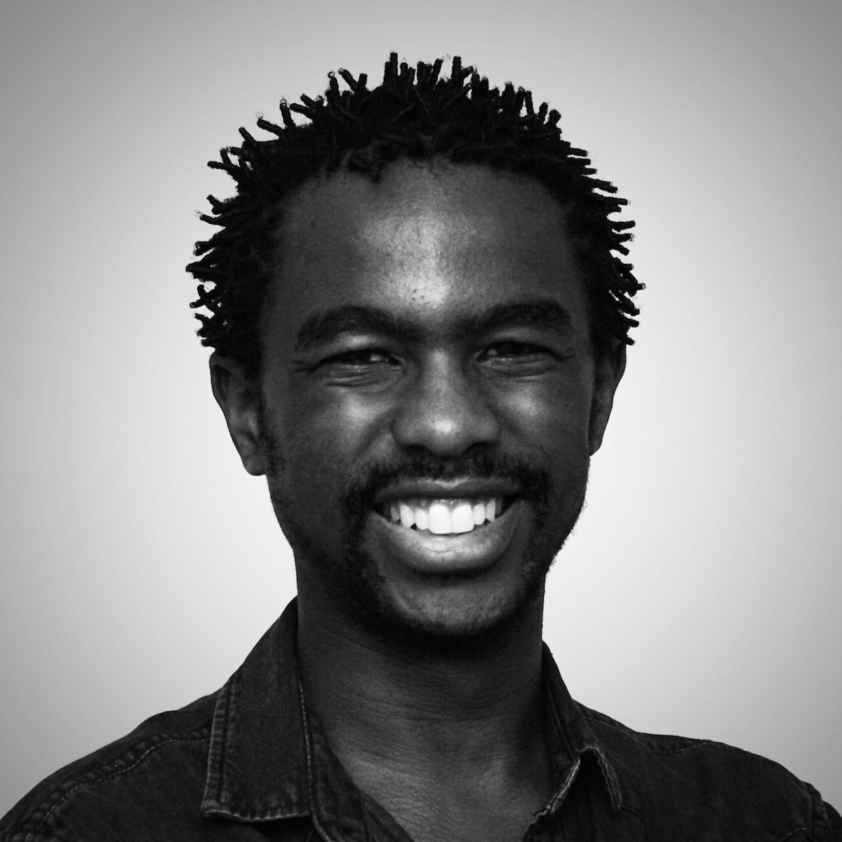 Sizwe Ndlovu – Medium