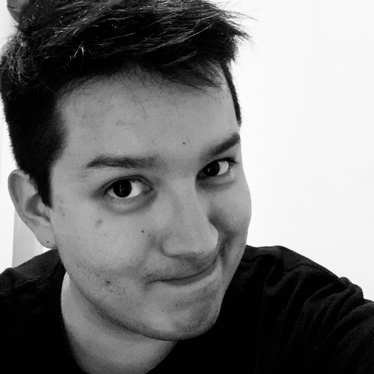 Andrés Díaz Medium