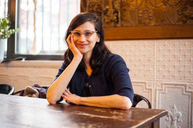 карен берг жена доктора. карен рей. карен мартини биография. Follow karen. Amy pearl.