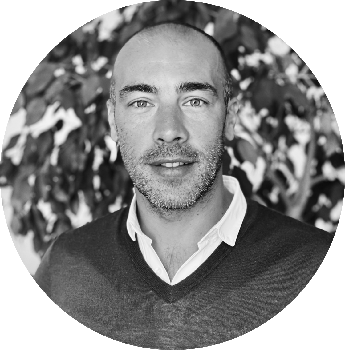 Jonathan LLamas – Medium