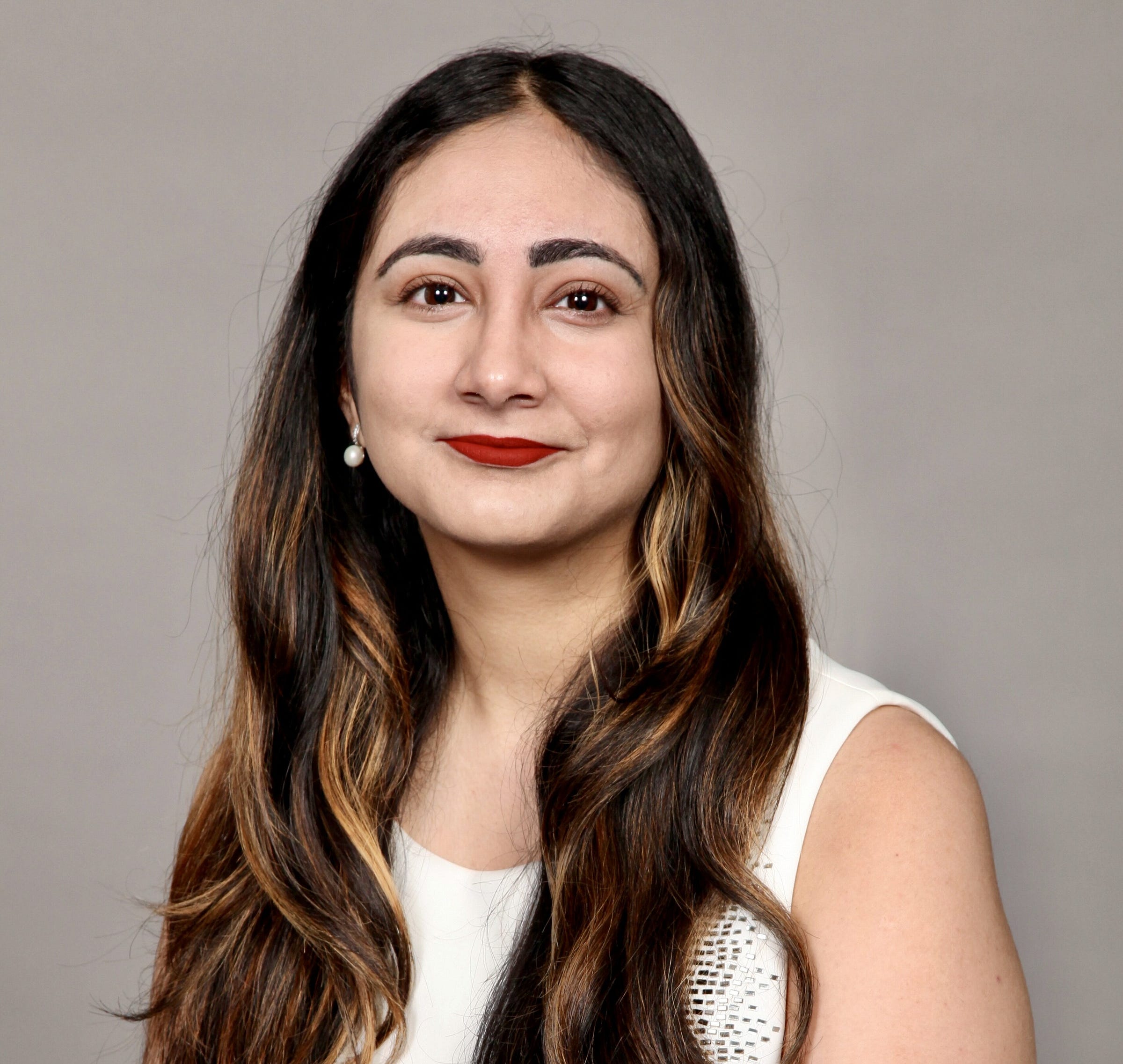 saloni-saluja-medium