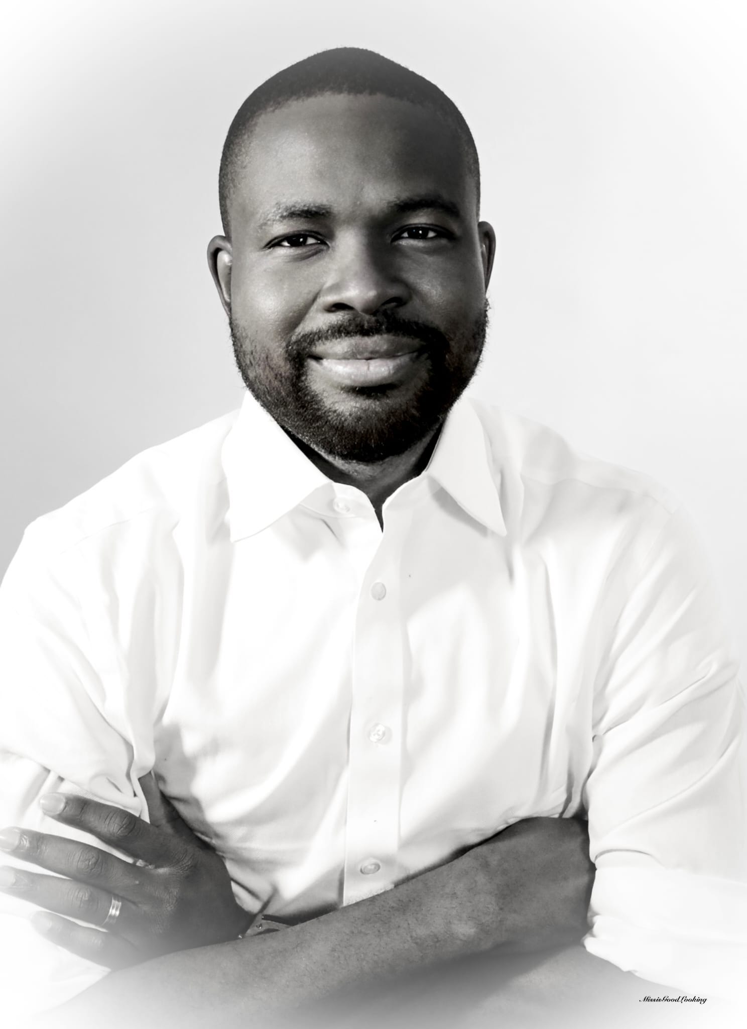 Tolu Olutade – Medium