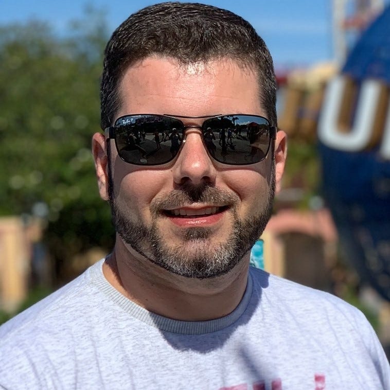 About André Marques Medium