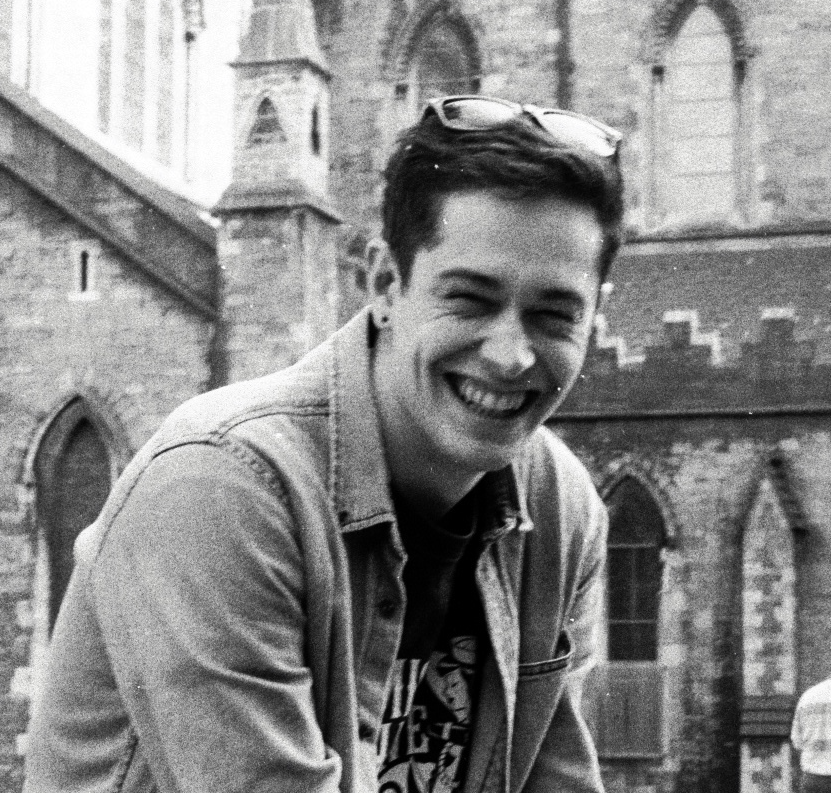 Tom Rippon – Medium