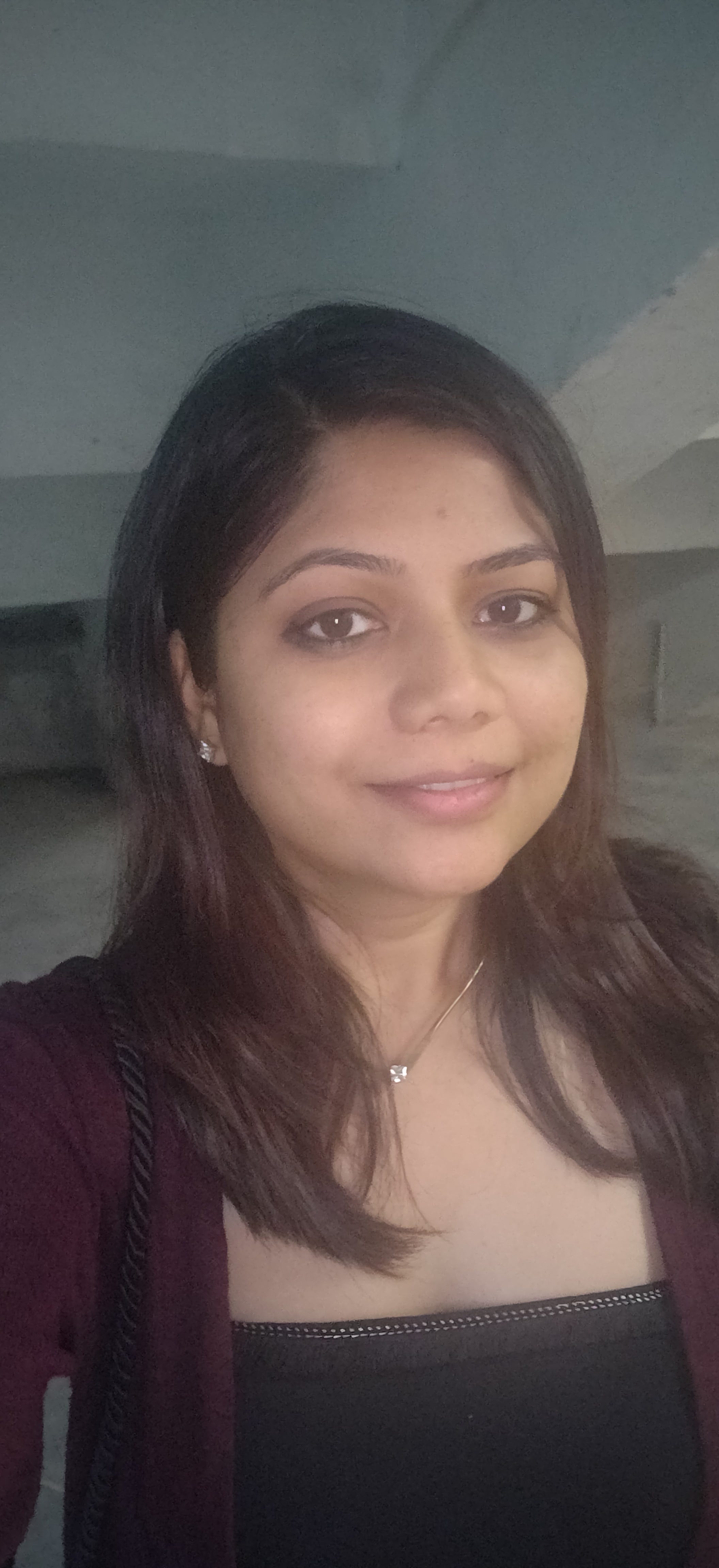 Mona Mehta – Medium