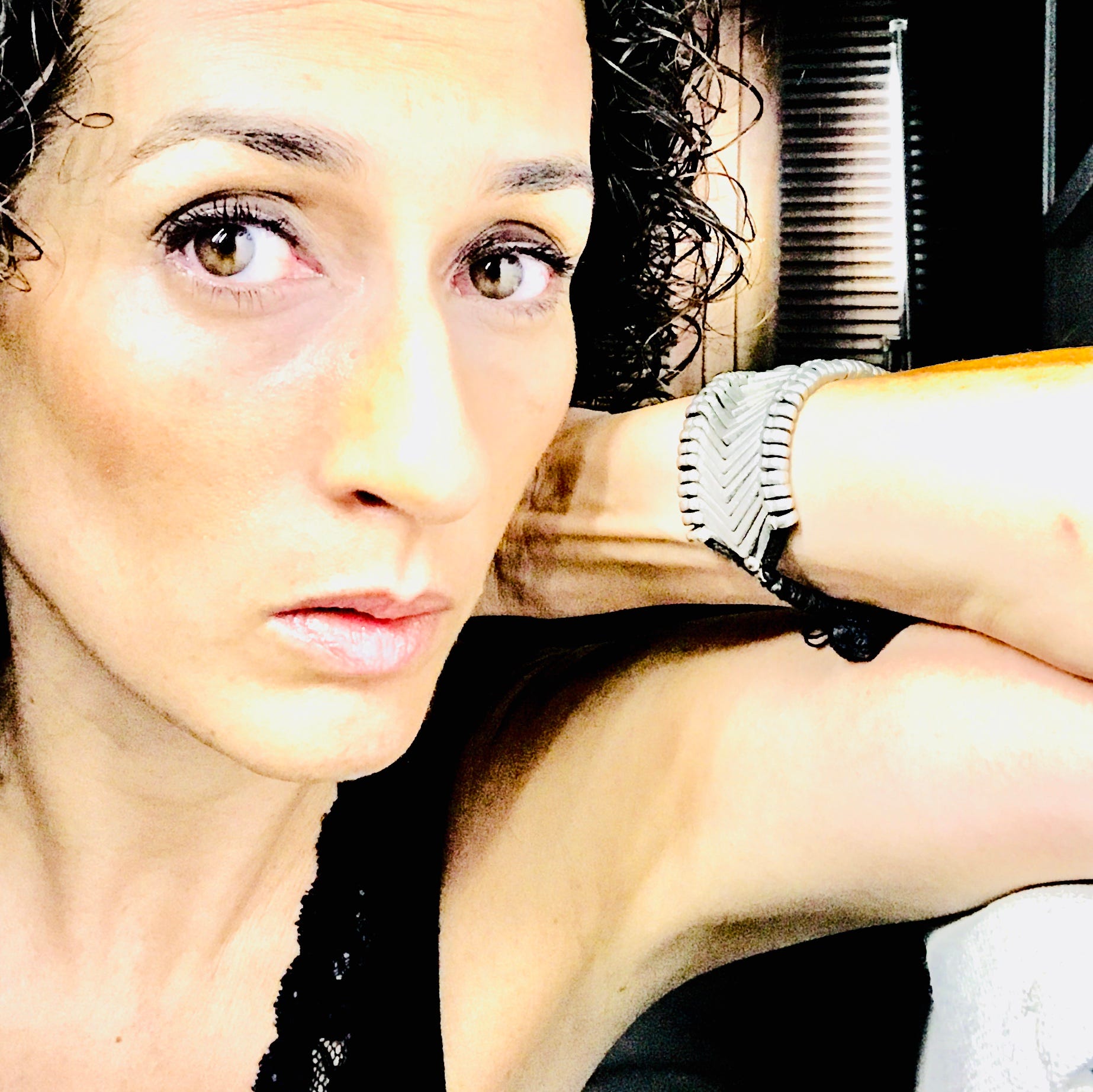 Alessandra Zamora – Medium