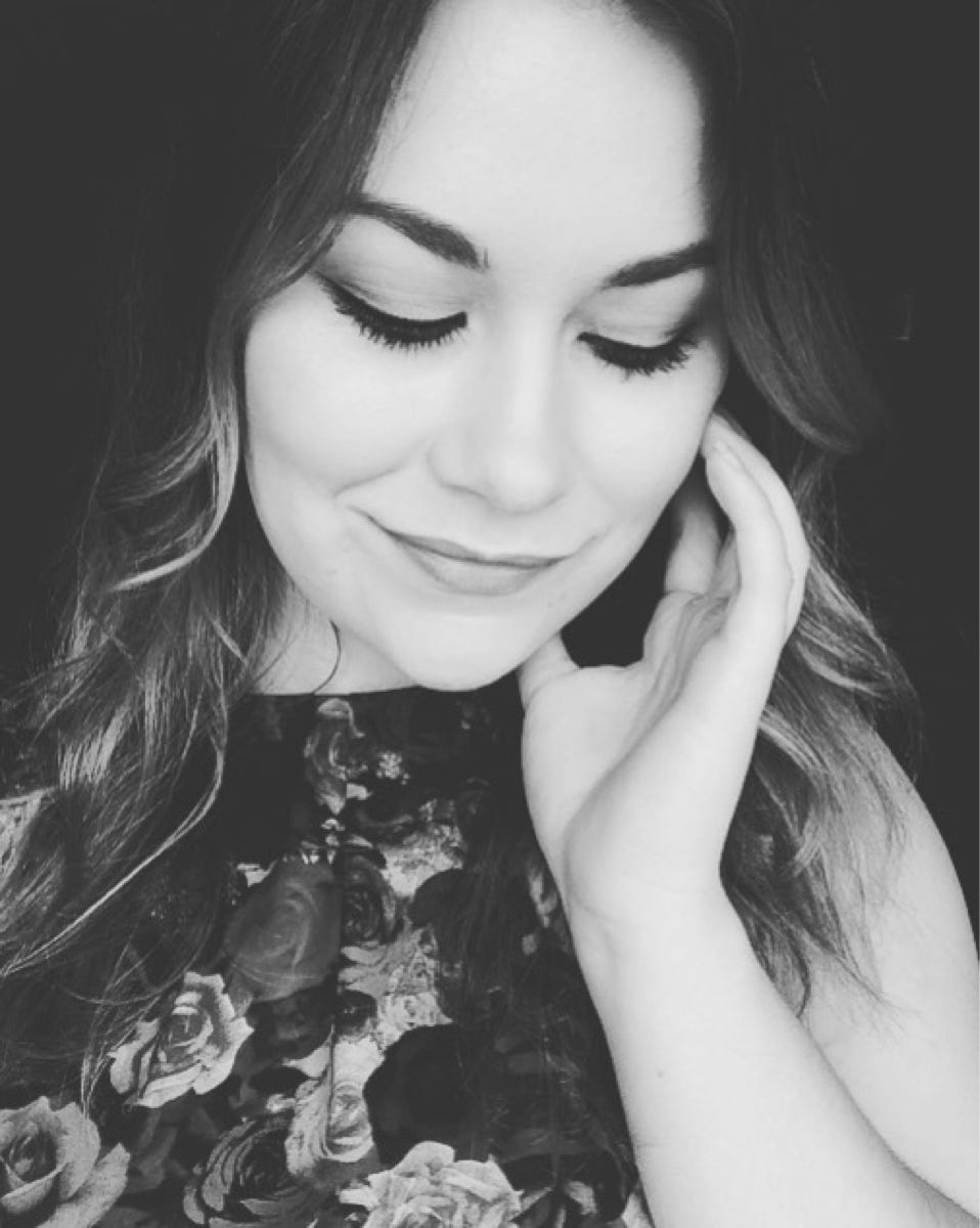 Vivian Cecile Medium