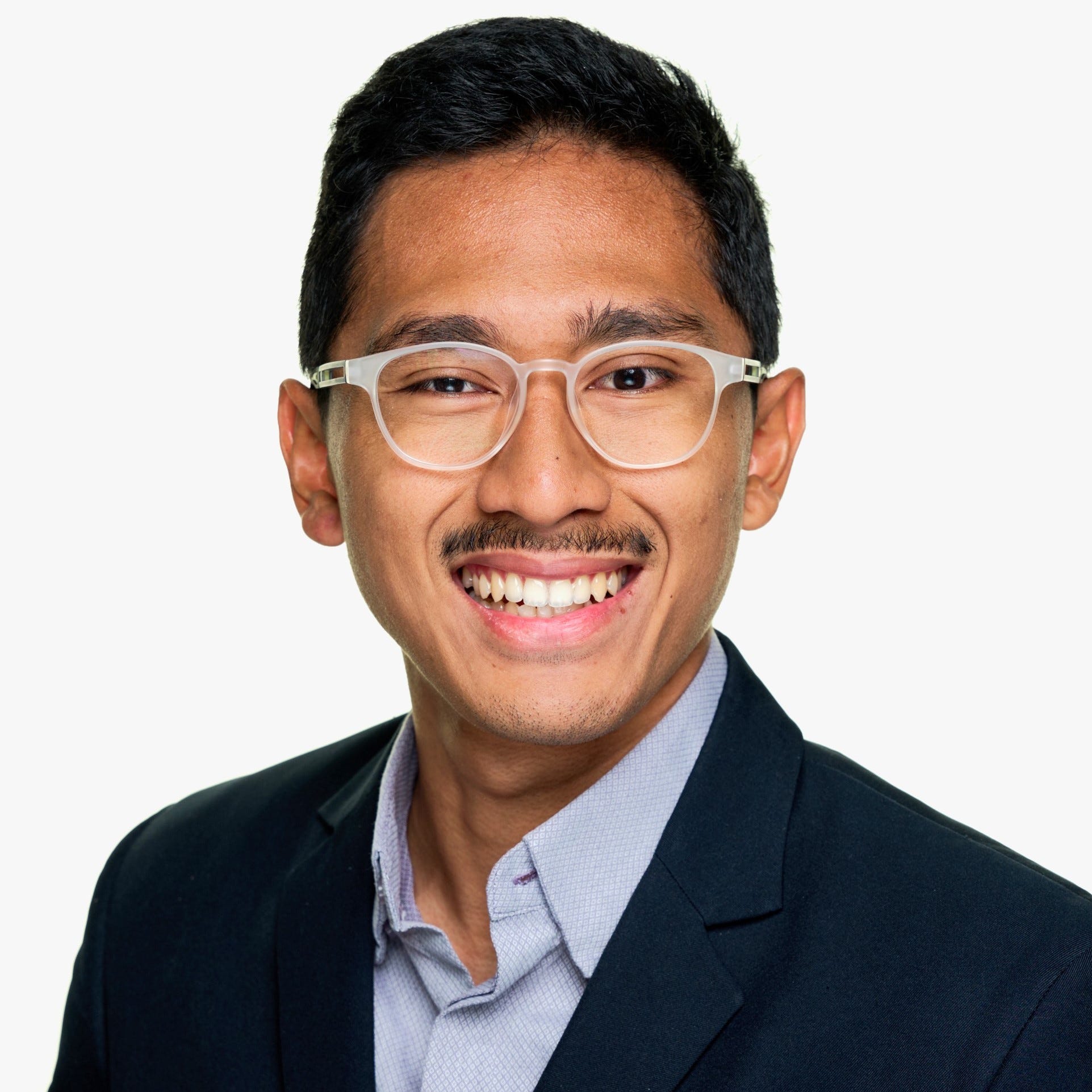 Rafael Damar Medium