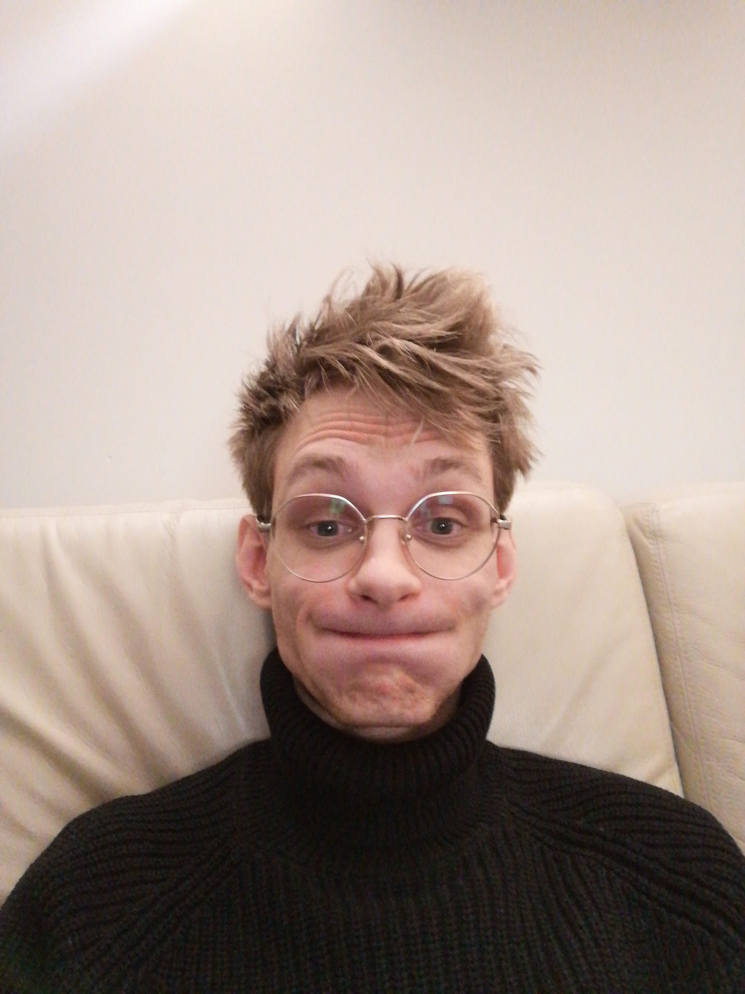 Łukasz Spólnik Medium