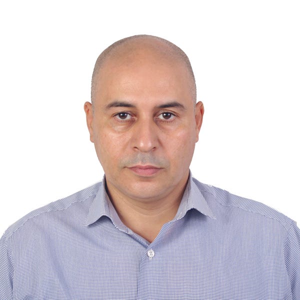 larbi-ouiyzme-medium