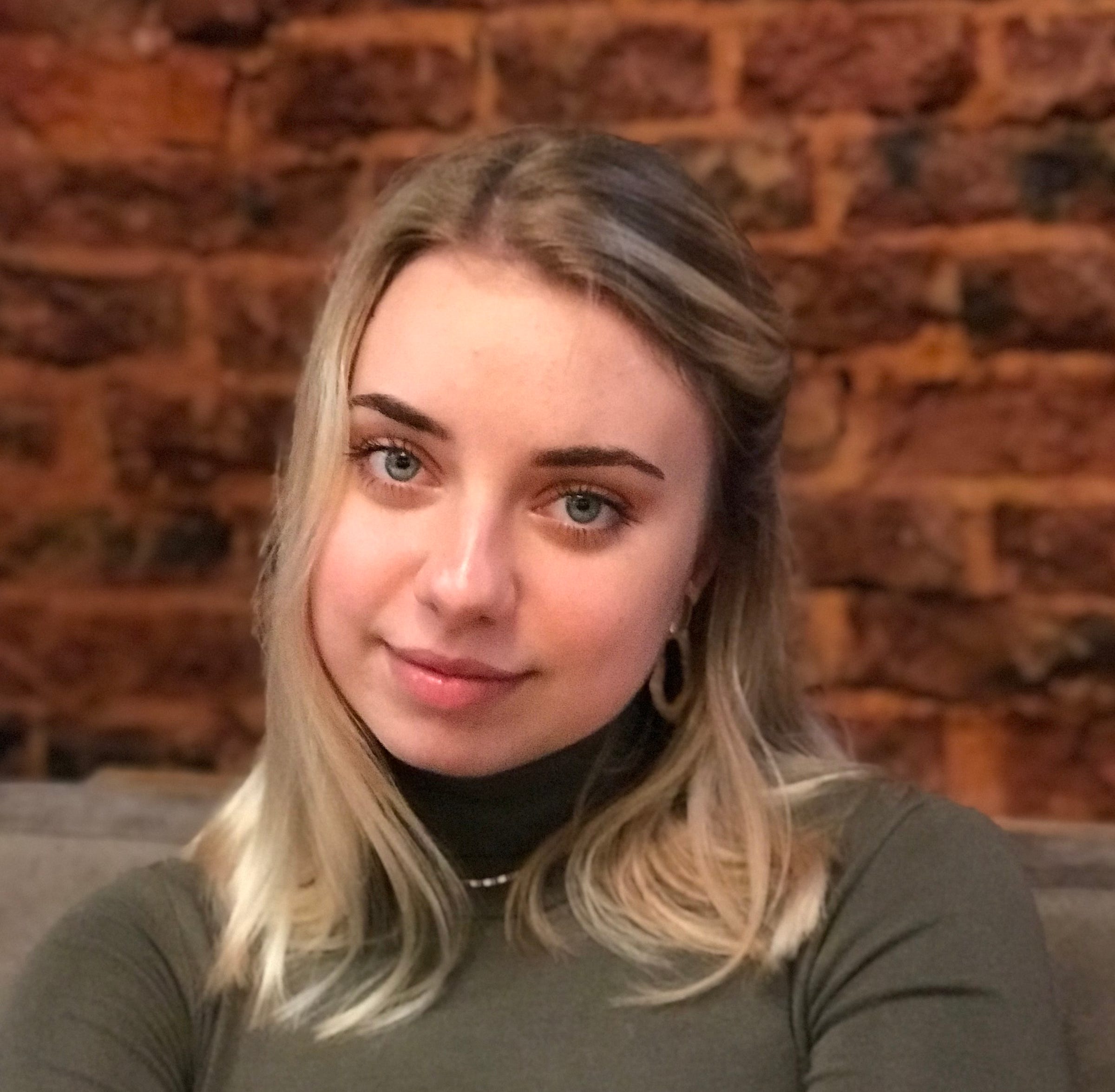 Oksana Pylypiuk Medium