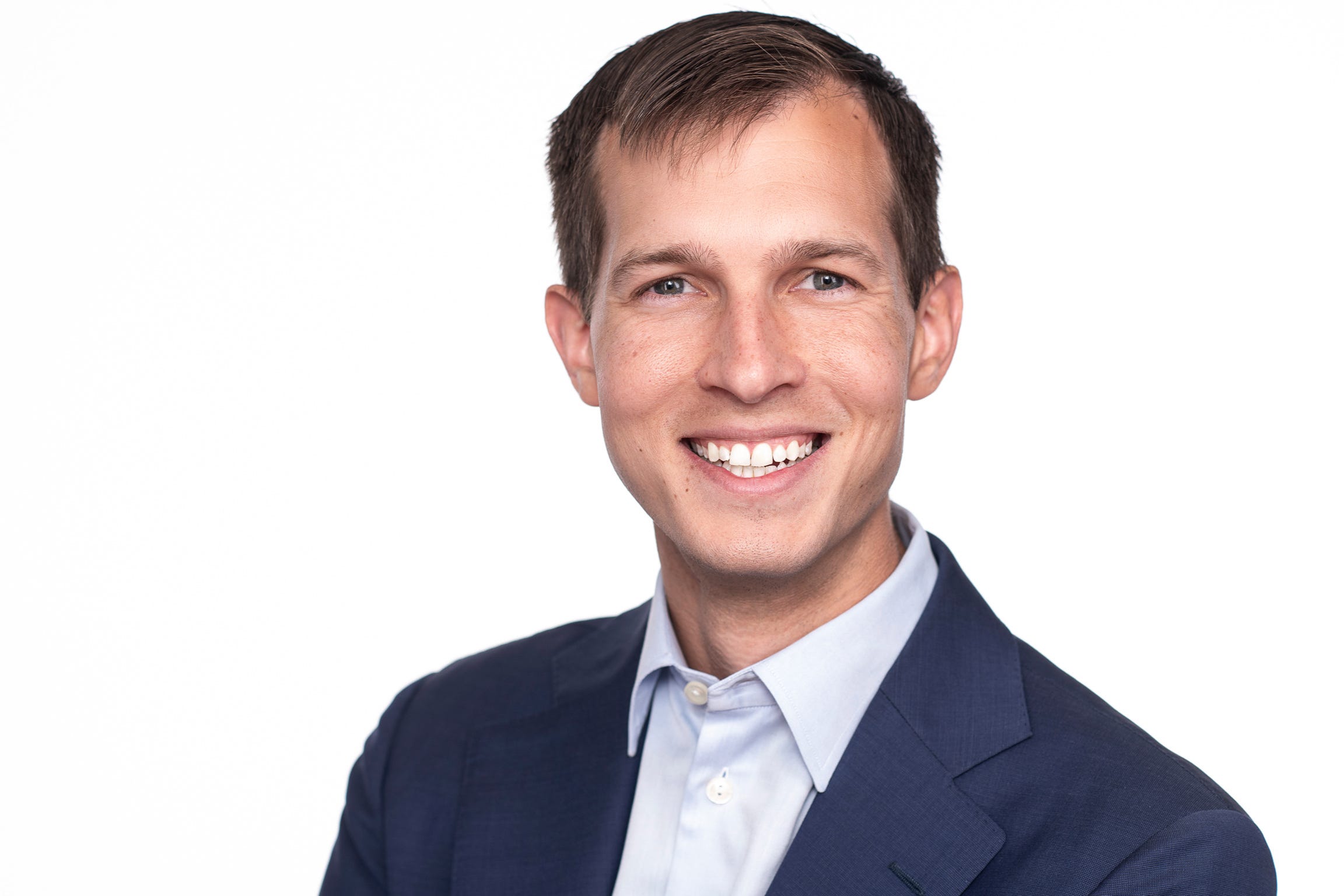 Crypto-backed PAC spends $189K as Auchincloss secures primary win