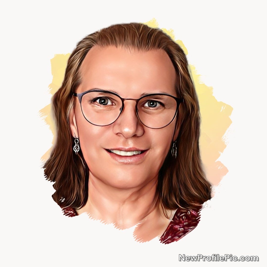 Caralynn Scott – Medium