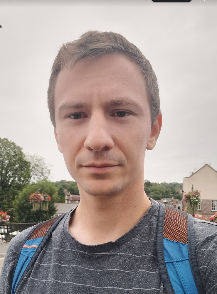Tomasz Gawlik – Medium
