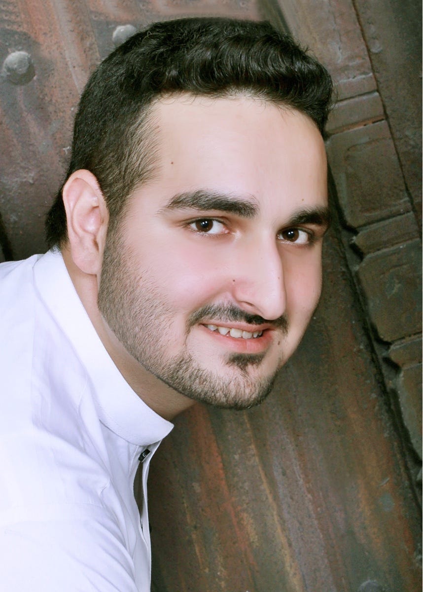 Aimal Wali – Medium