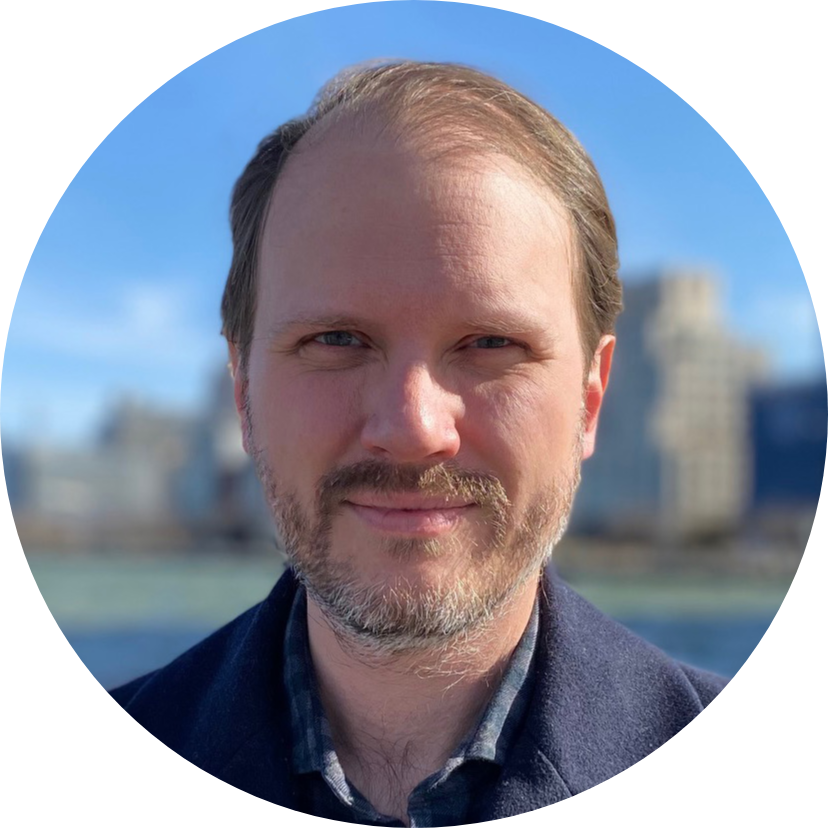 About Evan Baer Medium
