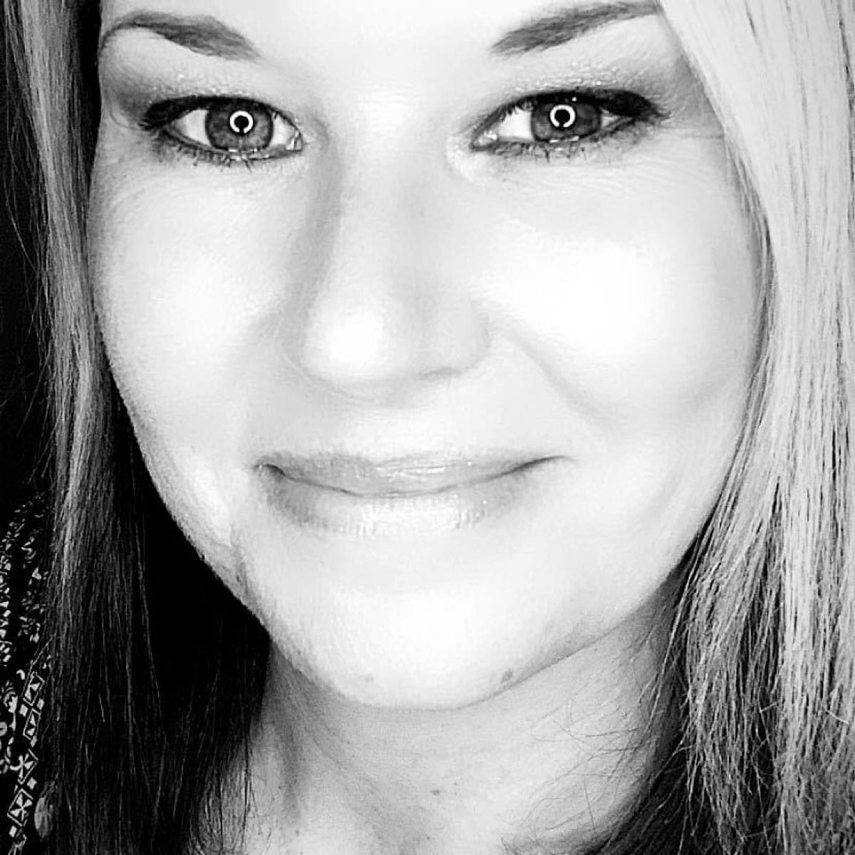 About – Chantelle Dawn Skye – Medium