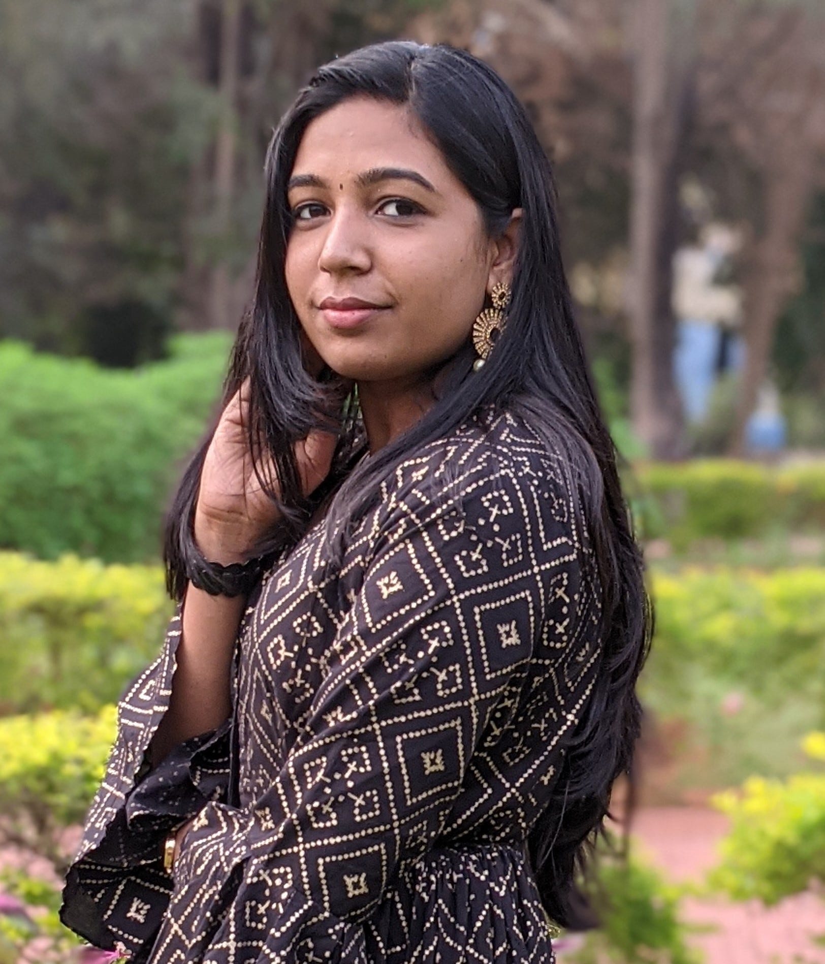 sahiti-g-medium