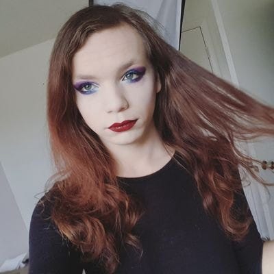 Willow Ivy Rose – Medium