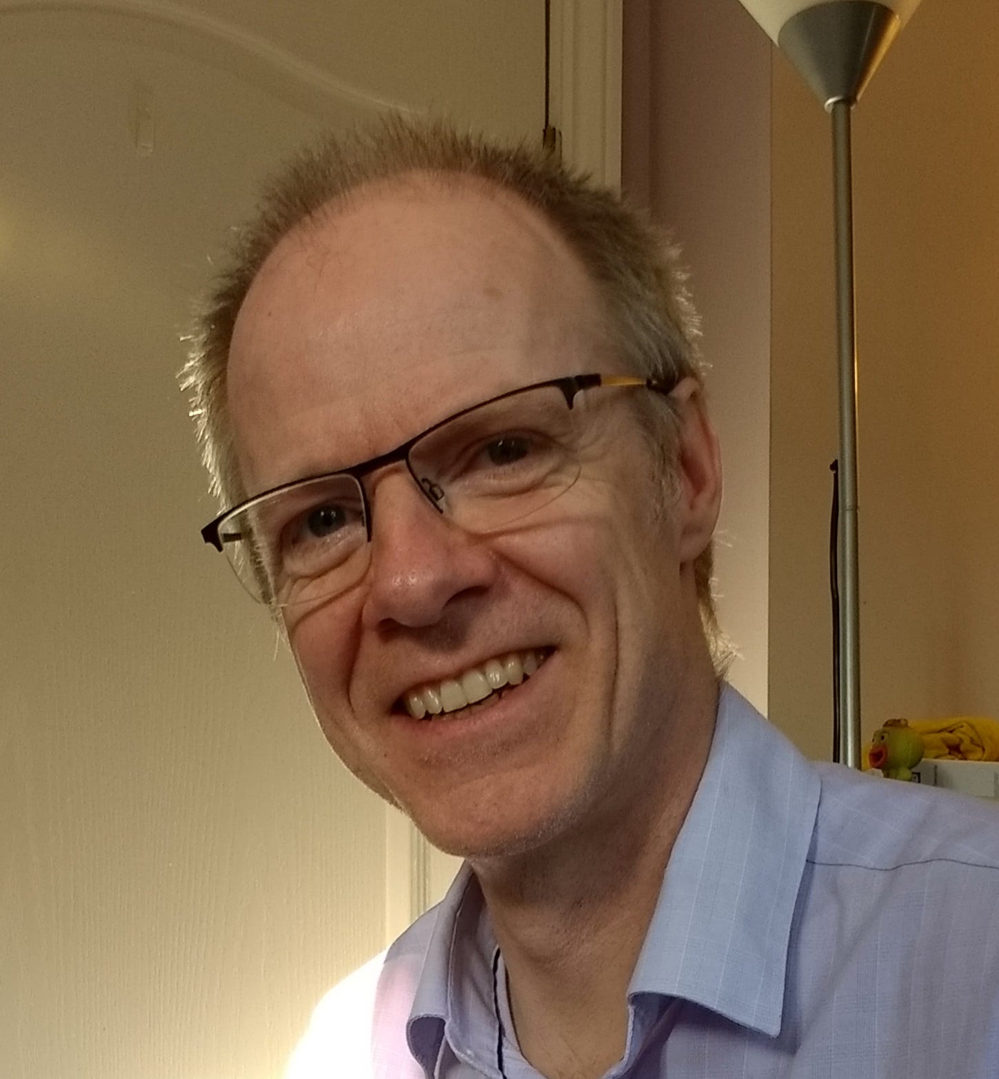 About Alexander Powell Medium