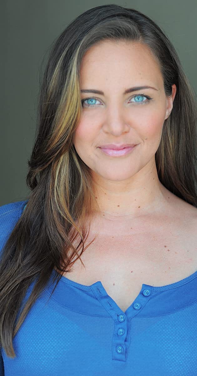 Eloisa kuhlman medium