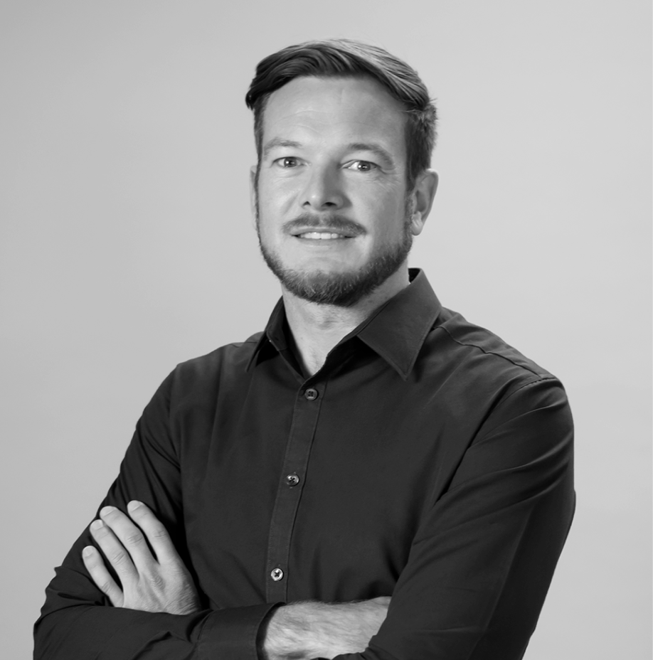 Matt Thompson Medium