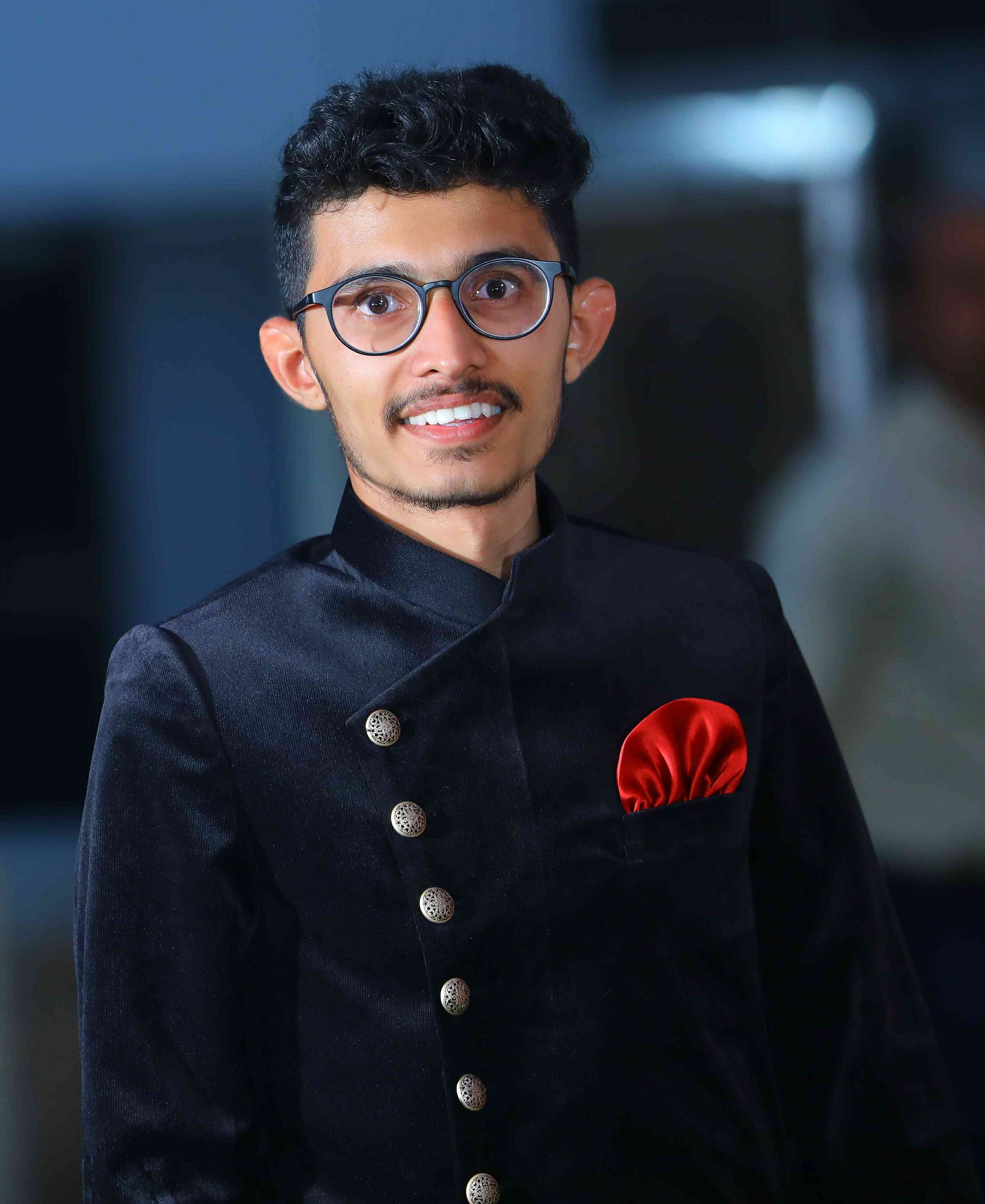 raghu-deshmukh-medium