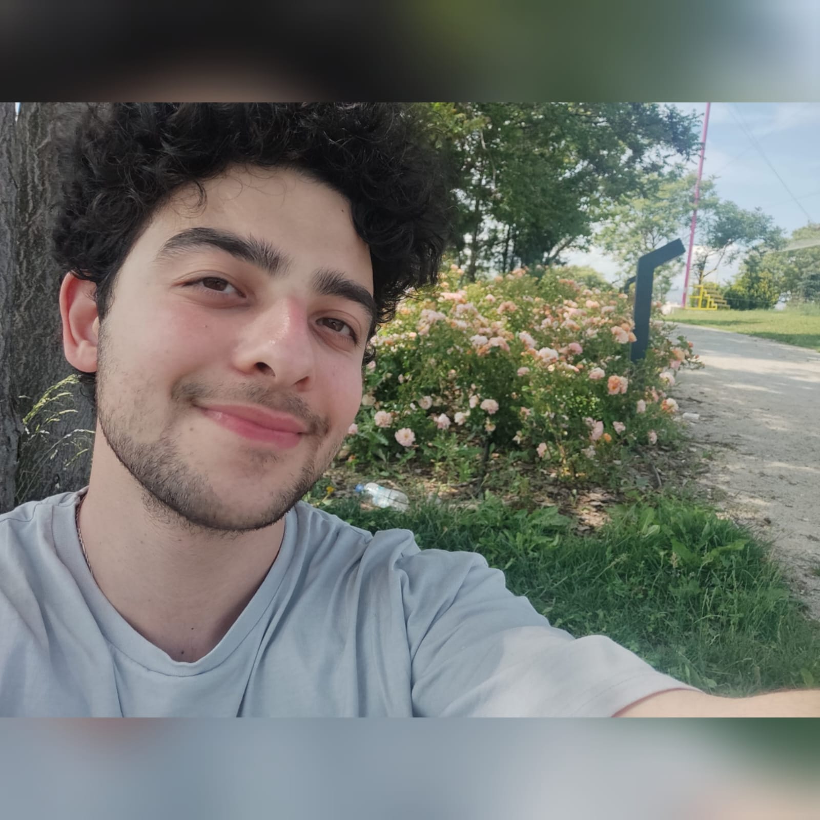 Eren Terzi Medium Eren terzi medium