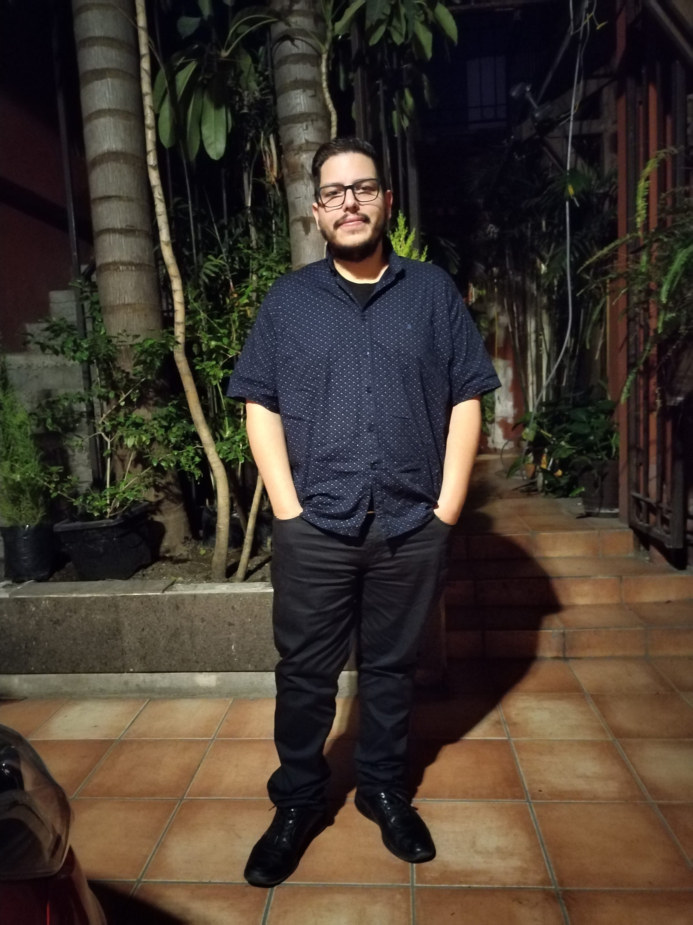 Enrique Benavides Medium