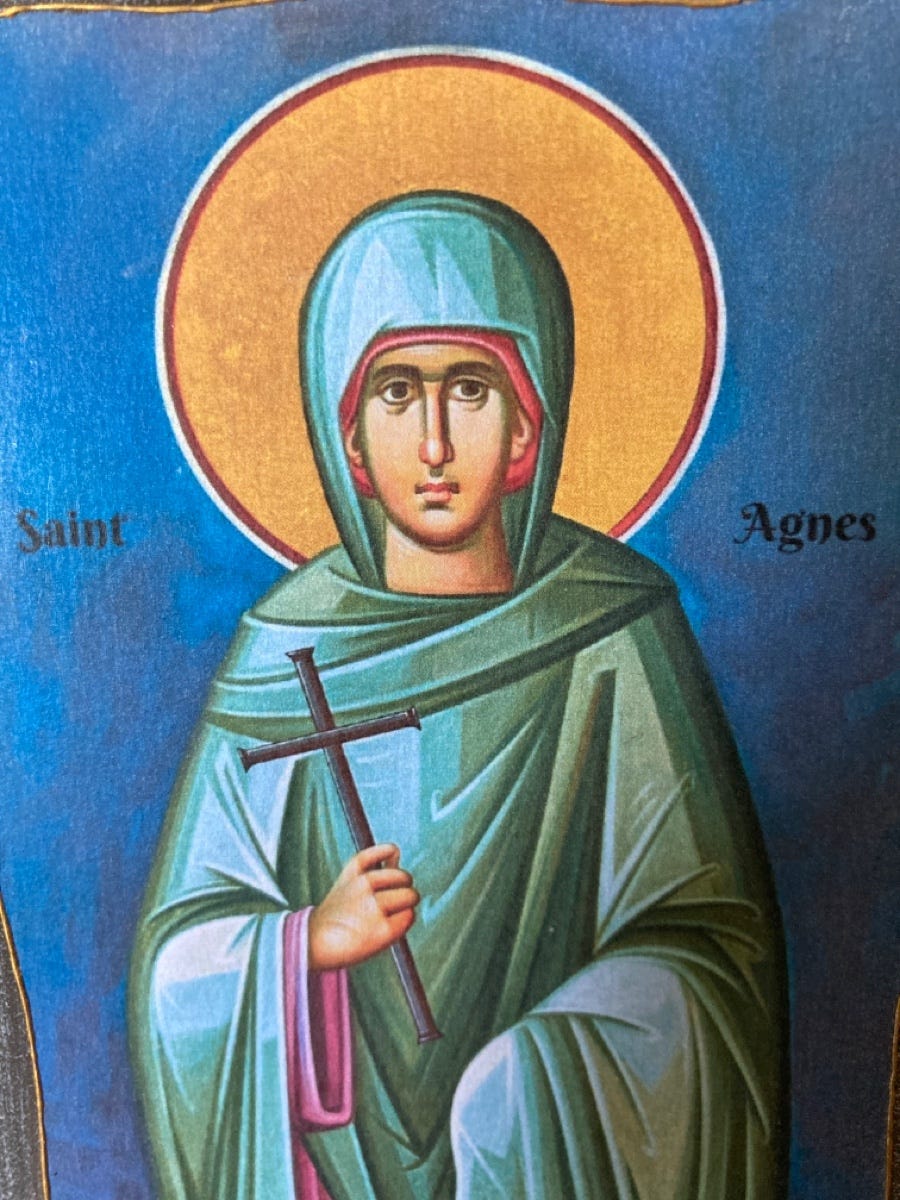 Luke Christian Agnes Medium