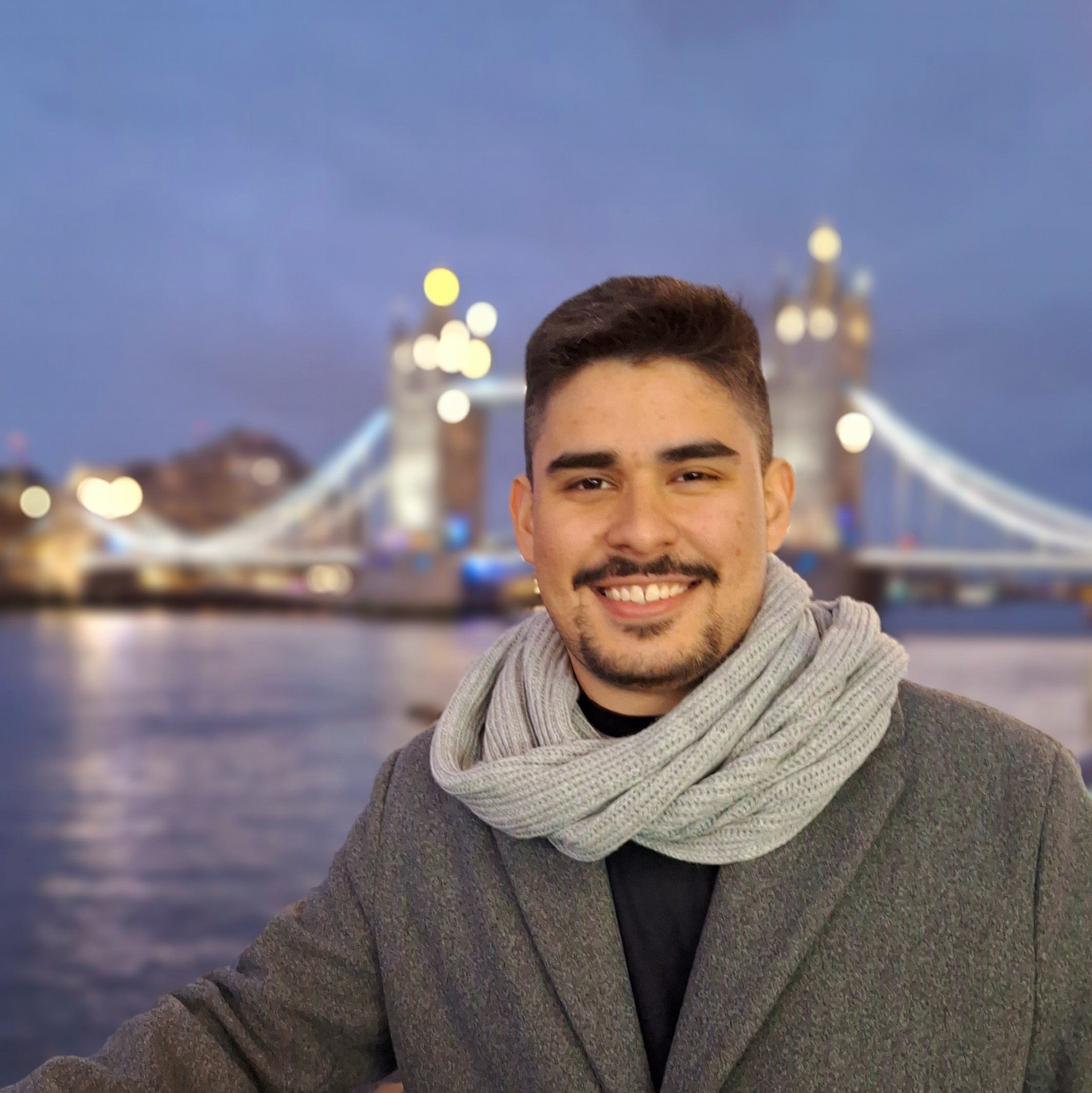 Thiago Dantas – Medium